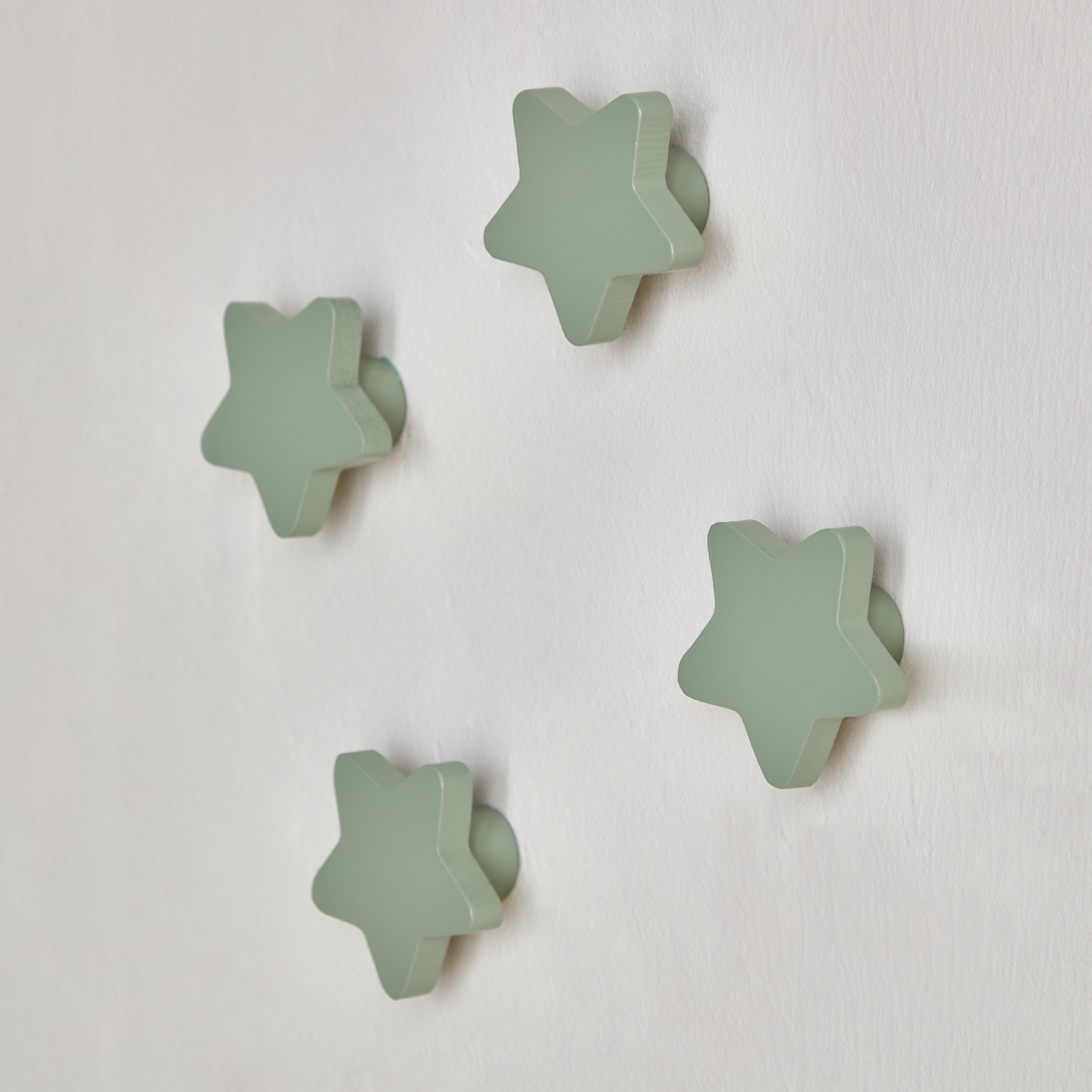 Star Shaped 4-Piece Wooden Wall Hook Set - 6x3x6 cm-hbxhomeware-hbxkidsandyouth-image-1