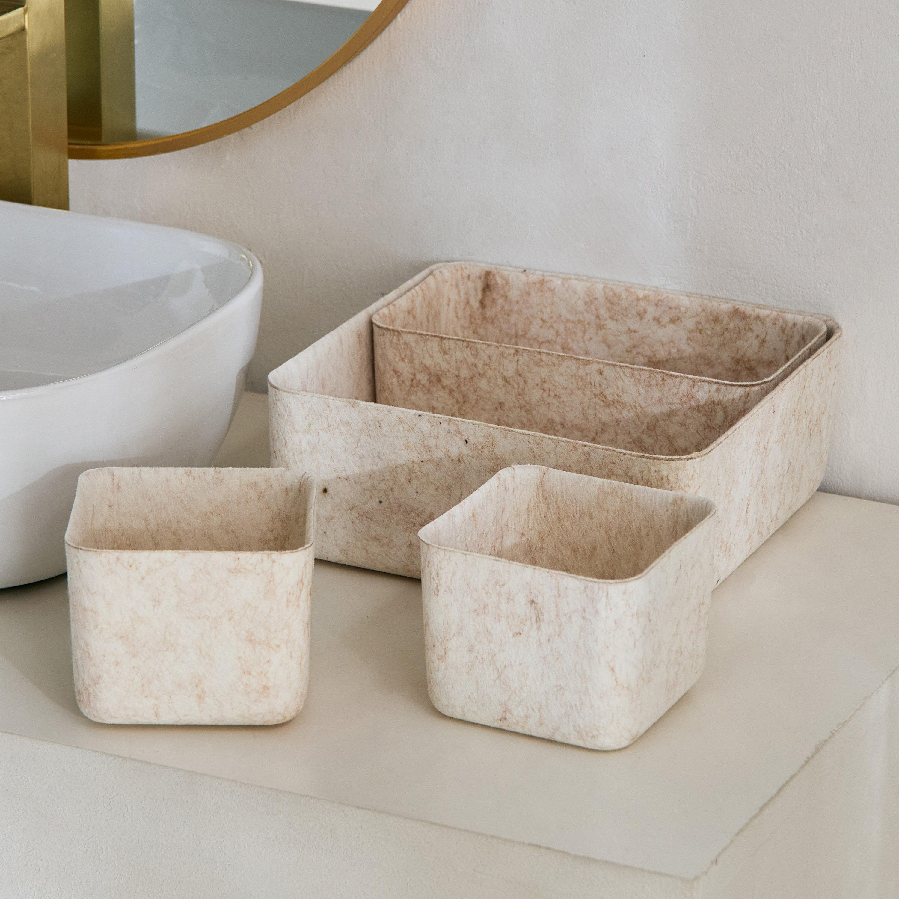 Ahana 4-Piece Felt Storage Basket Set-hbxbedroom-bedroomaccessories-bedroomstorage-image-3