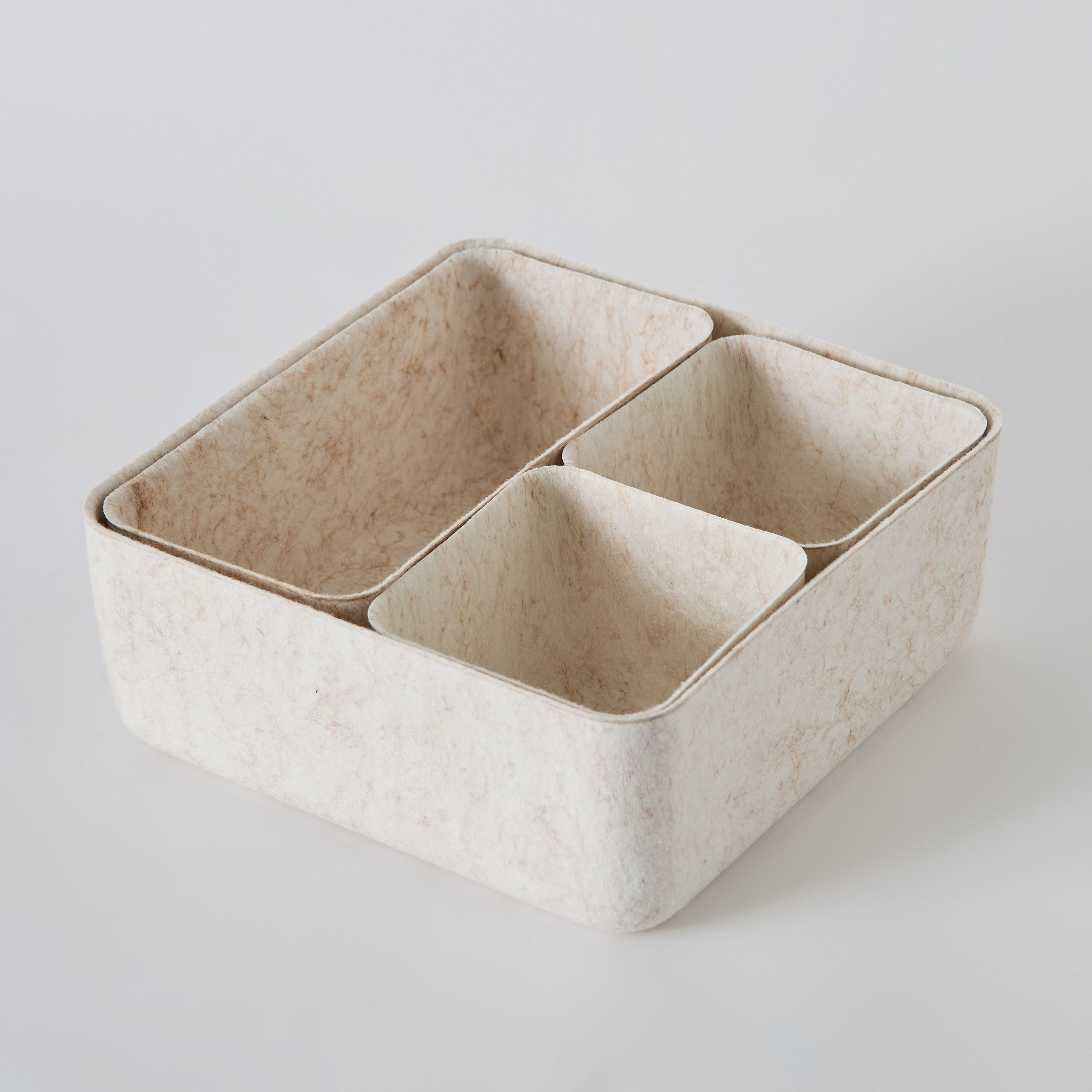 Ahana 4-Piece Felt Storage Basket Set-hbxbedroom-bedroomaccessories-bedroomstorage-image-4