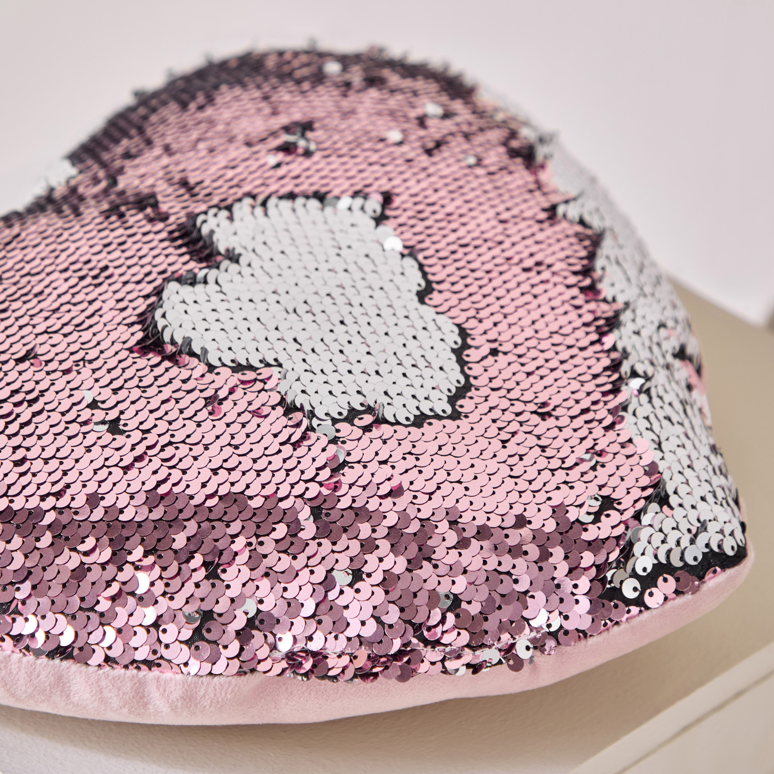 وسادة بترتر على شكل قلب من فلاترباي - 32x32x11 سم-hbxhomeware-hbxkidsandyouth-image-3