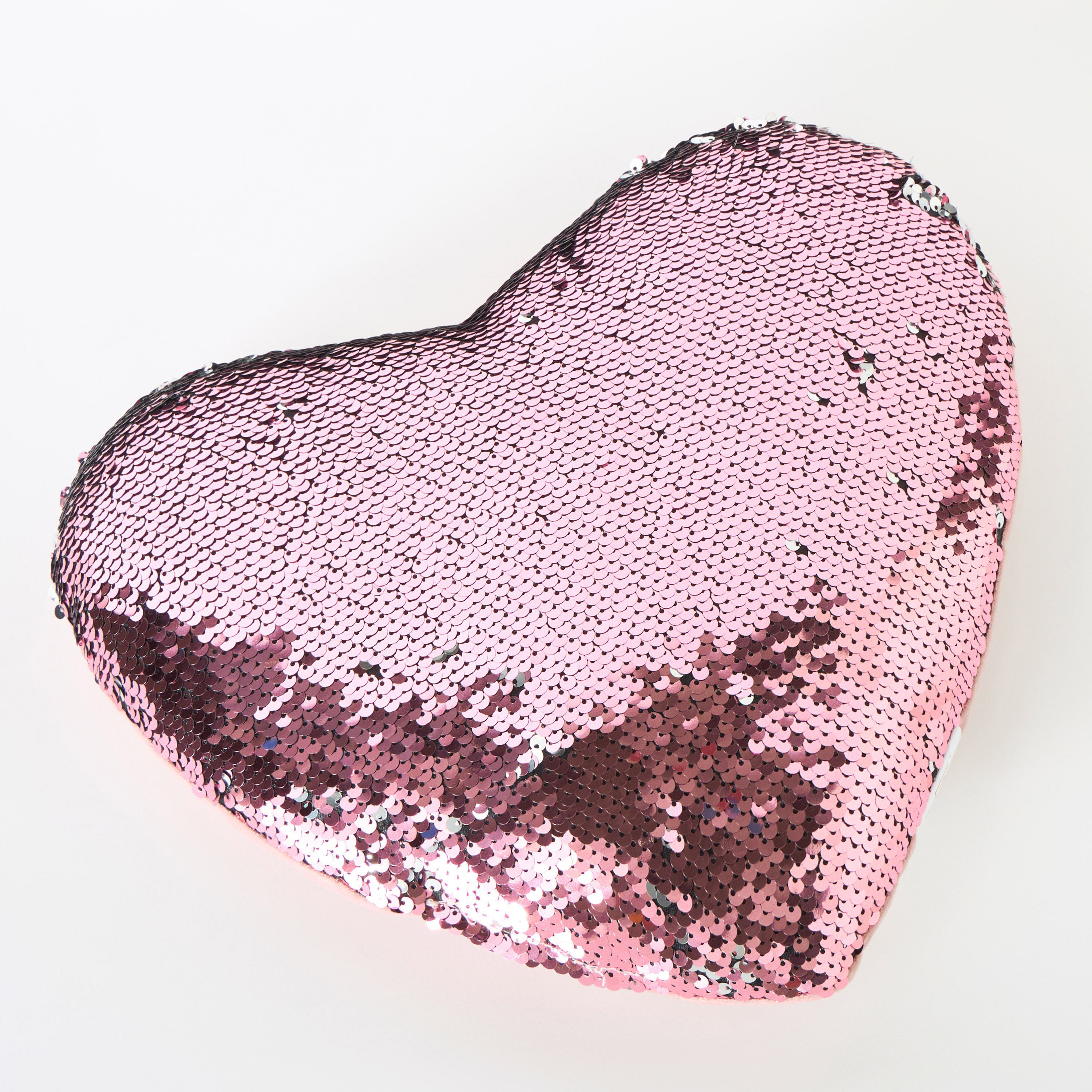 وسادة بترتر على شكل قلب من فلاترباي - 32x32x11 سم-hbxhomeware-hbxkidsandyouth-image-5
