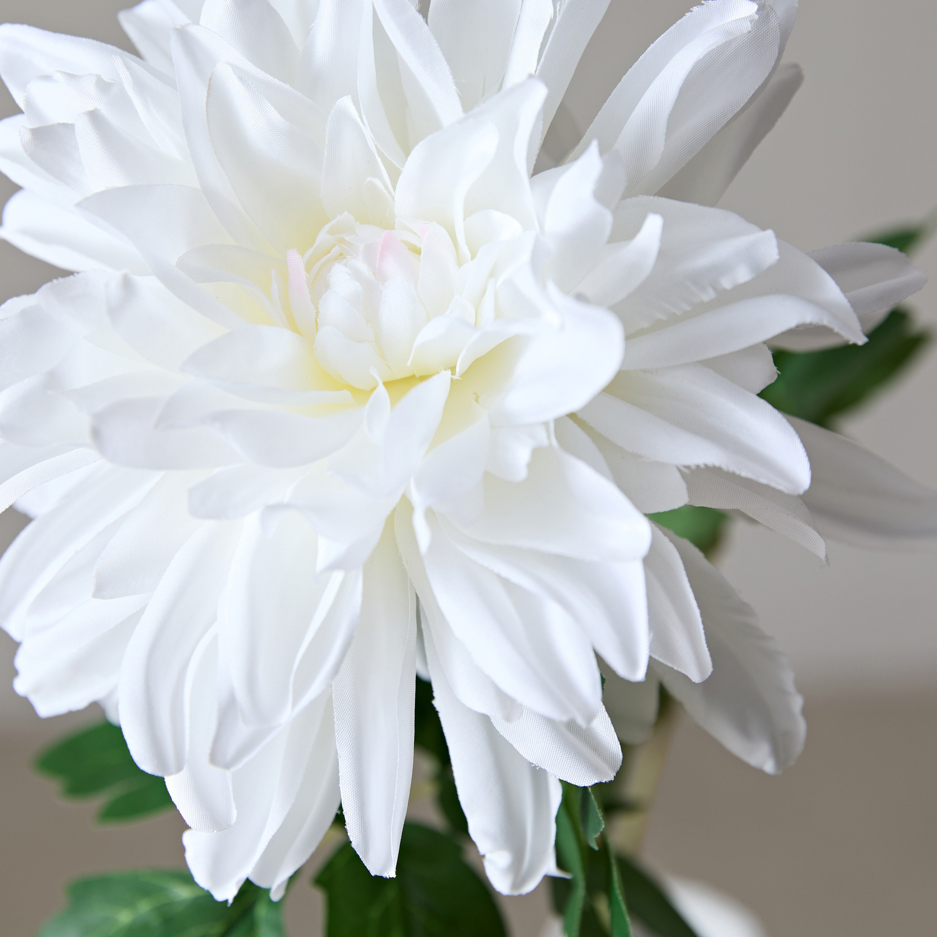 باقة زهرة داليا 3 أوراق من فلوريت - 65 سم-hbxdecorandfurnishings-homeaccessories-artificialflowersandplants-image-3