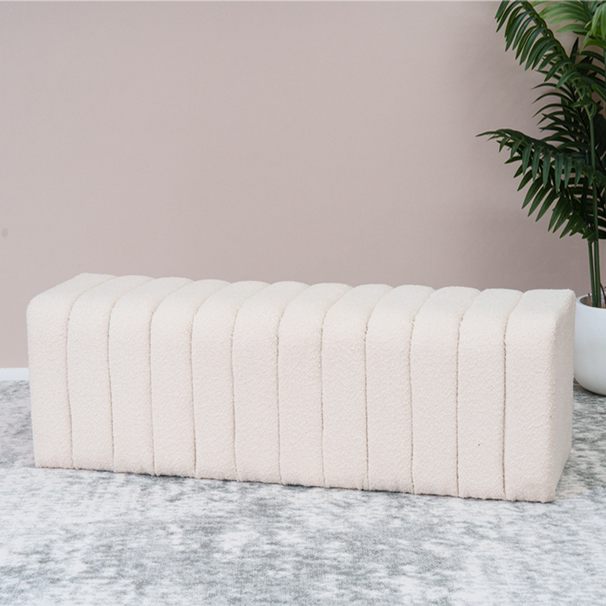 مقعد بنش قماشي من ماونت-hbxfurniture-sofasandarmchairs-benches-image-1