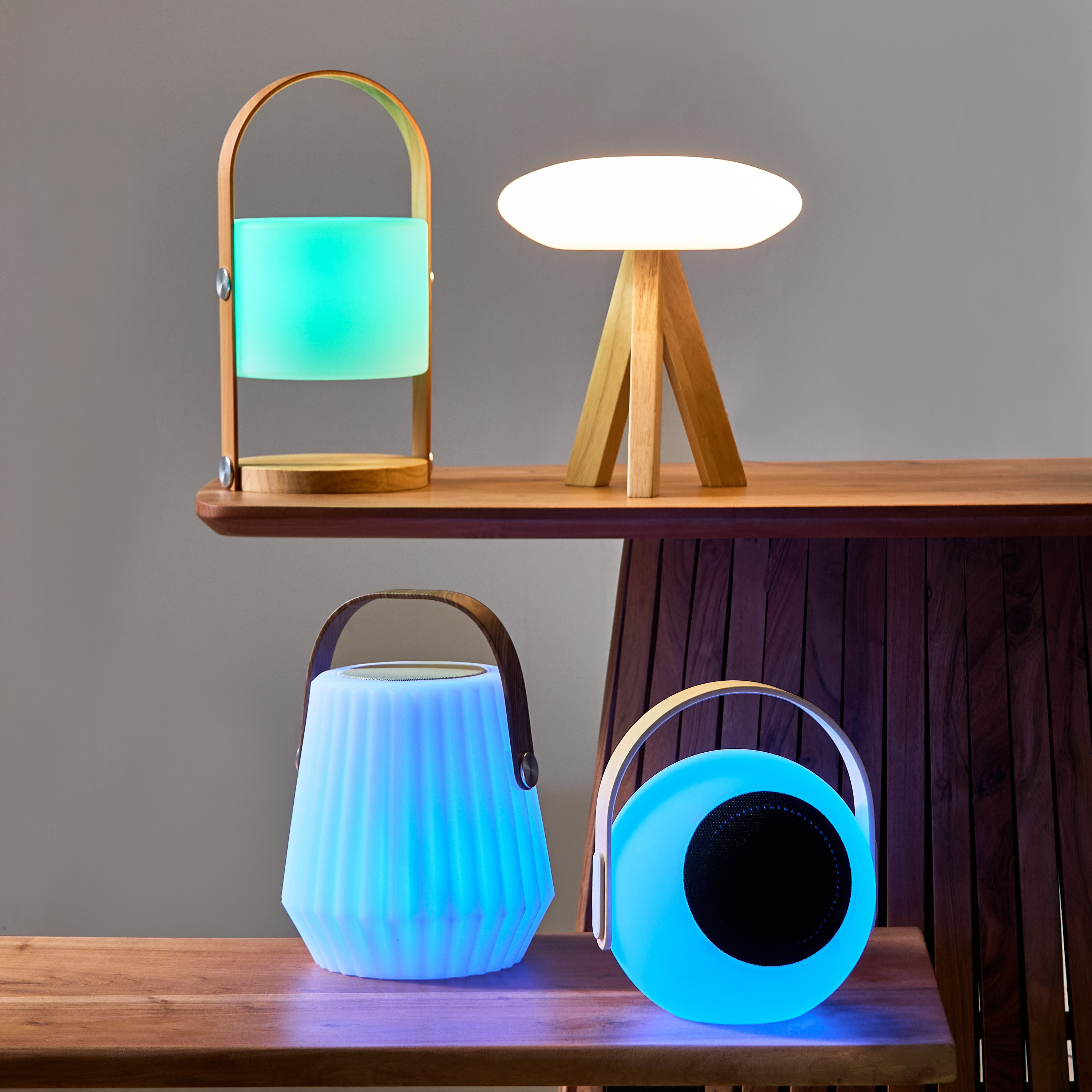Solin RGB LED Multi Utility Speaker with Waterproof Remote Battery 8h - 18x22 cm-hbxdecorandfurnishings-homeaccessories-novelties-image-8