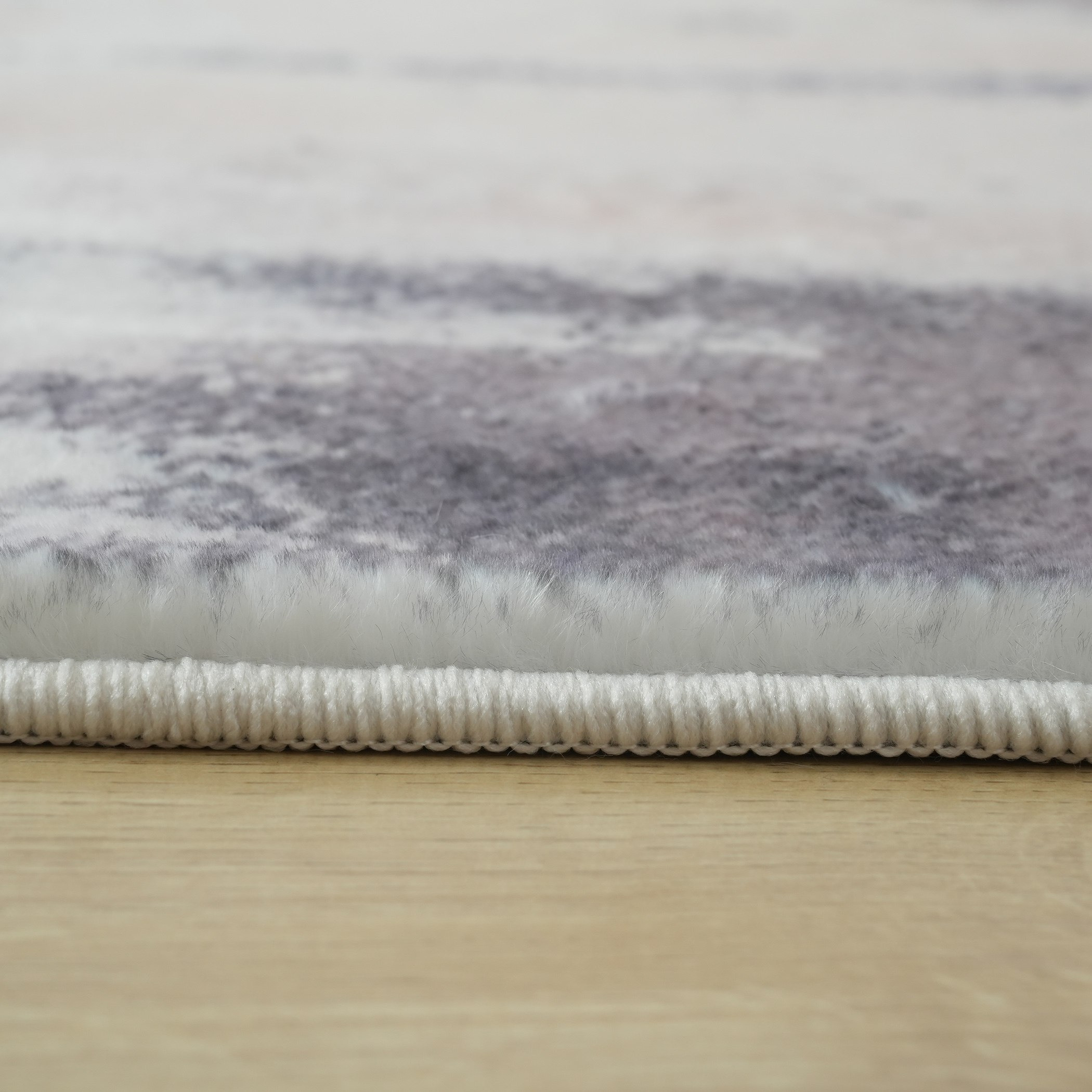سجادة فرو مخملية بطبعات إمارا من بريستول - 120x170 سم-hbxbedroom-floorcoverings-rugs-image-3