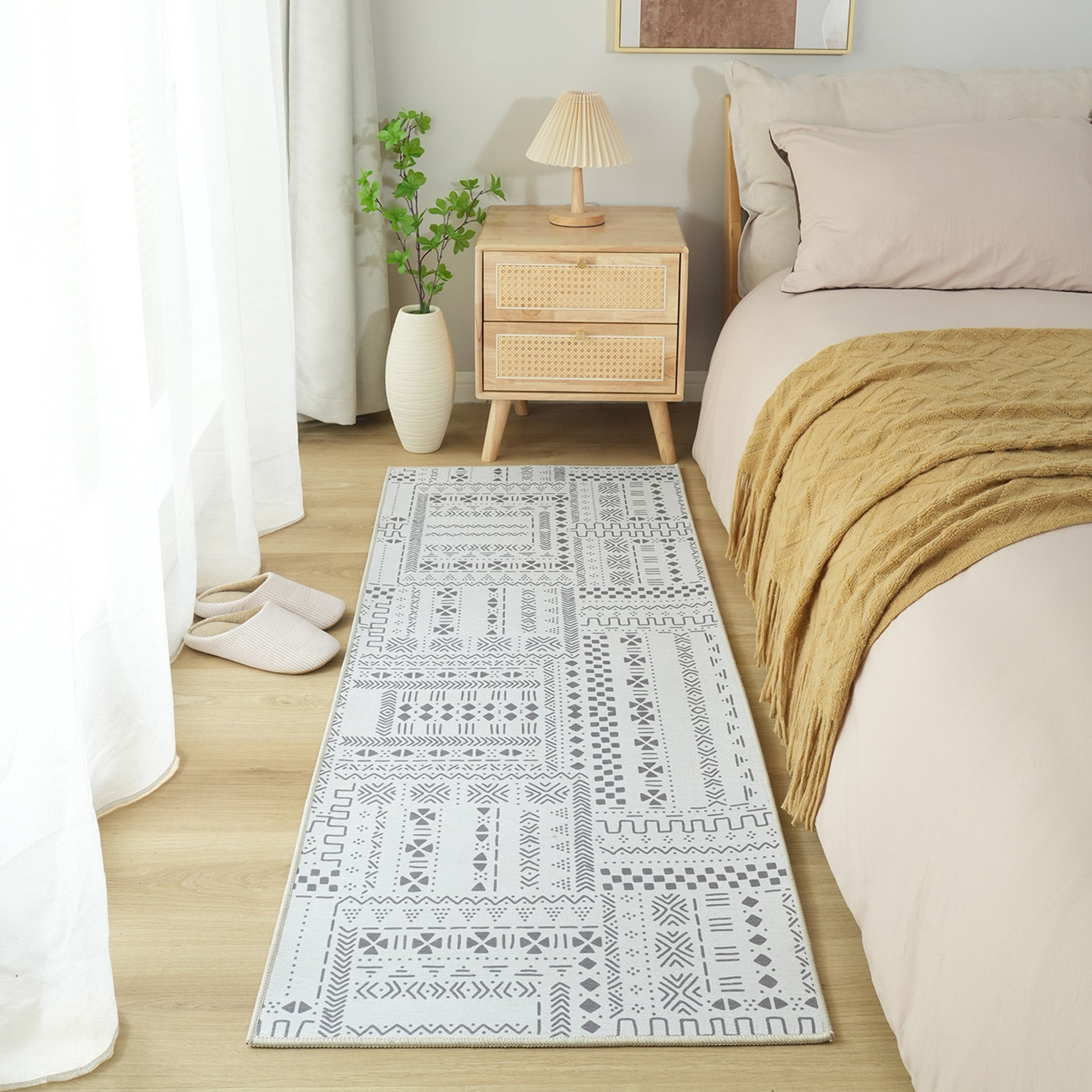 سجادة بطبعات أكار من أتلانتا - 60x150 سم-hbxdecorandfurnishings-floorcoverings-rugs-image-1