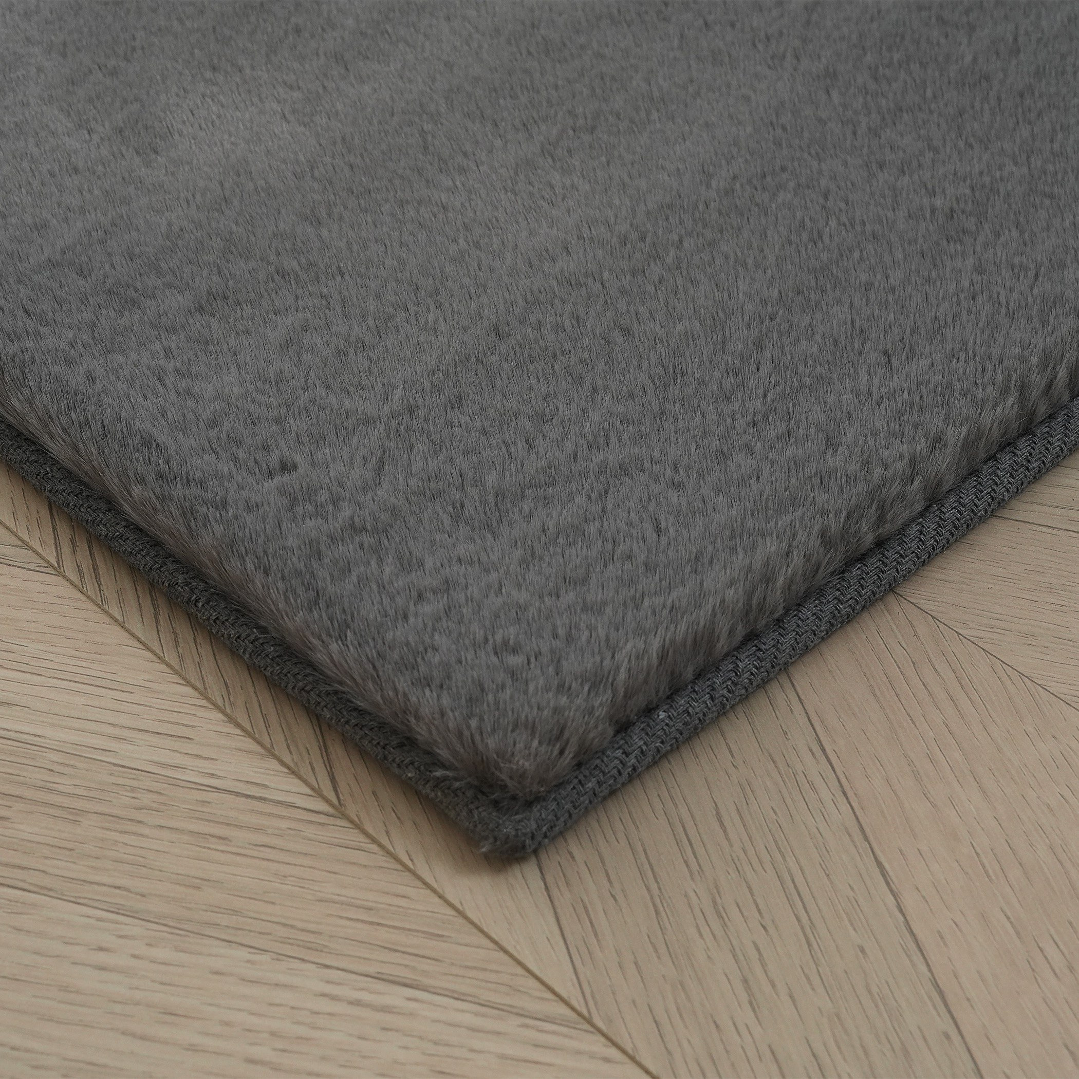 سجادة من فرو الأرنب الصناعي - 80x300 سم-hbxdecorandfurnishings-floorcoverings-rugs-image-2
