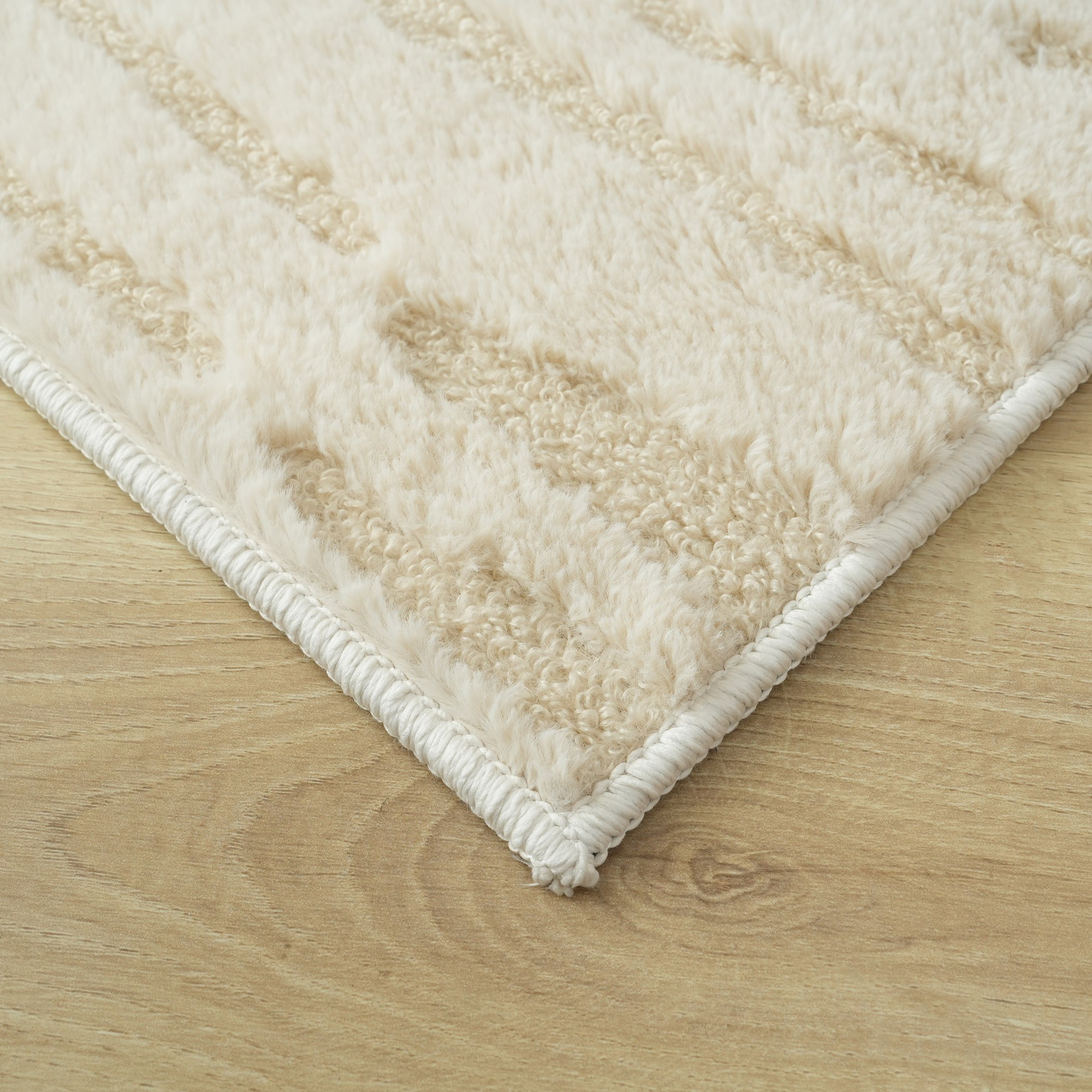 سجادة جاكار فرو أرنب دونيل من زارا - 120x170 سم-hbxdecorandfurnishings-floorcoverings-rugs-image-4