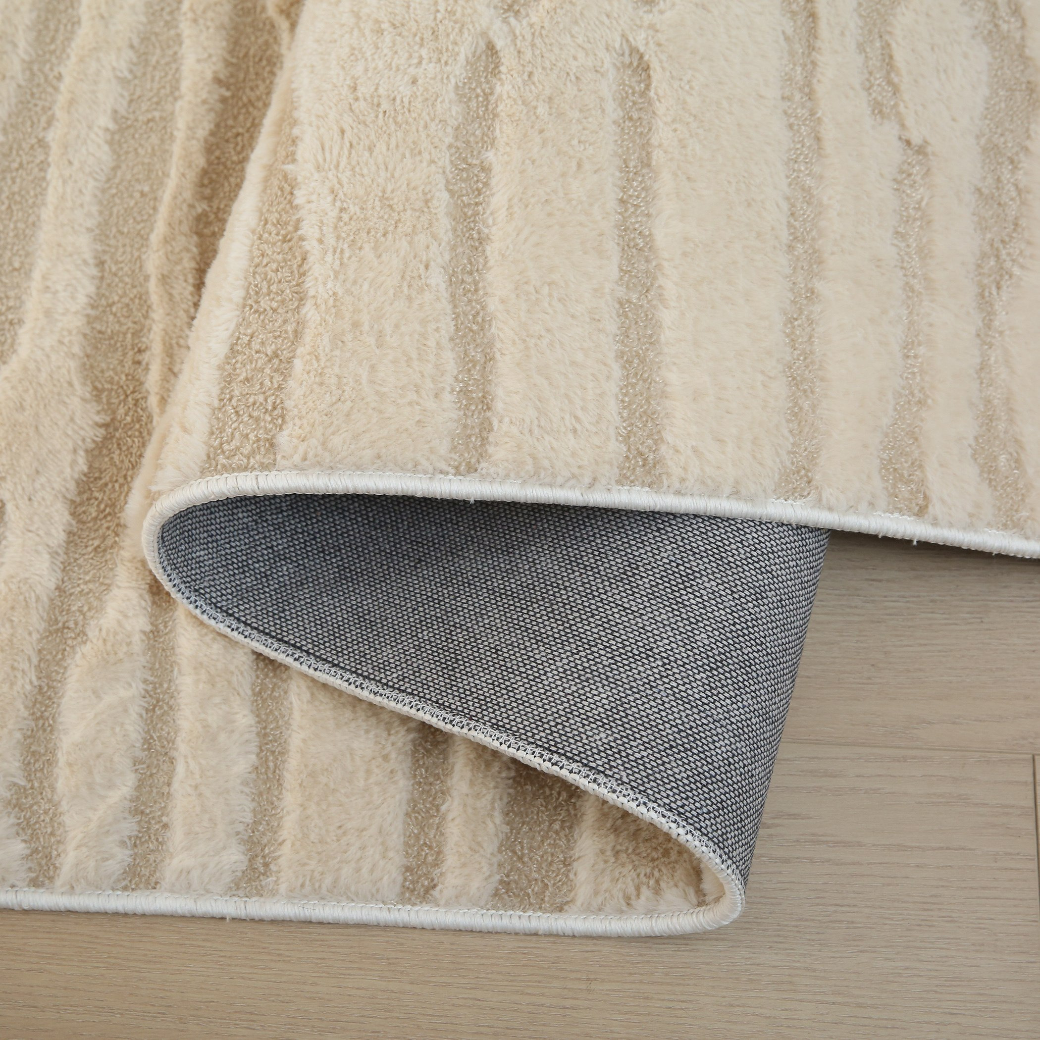 سجادة جاكار فرو أرنب دونيل من زارا - 150x220 سم-hbxdecorandfurnishings-floorcoverings-rugs-image-2