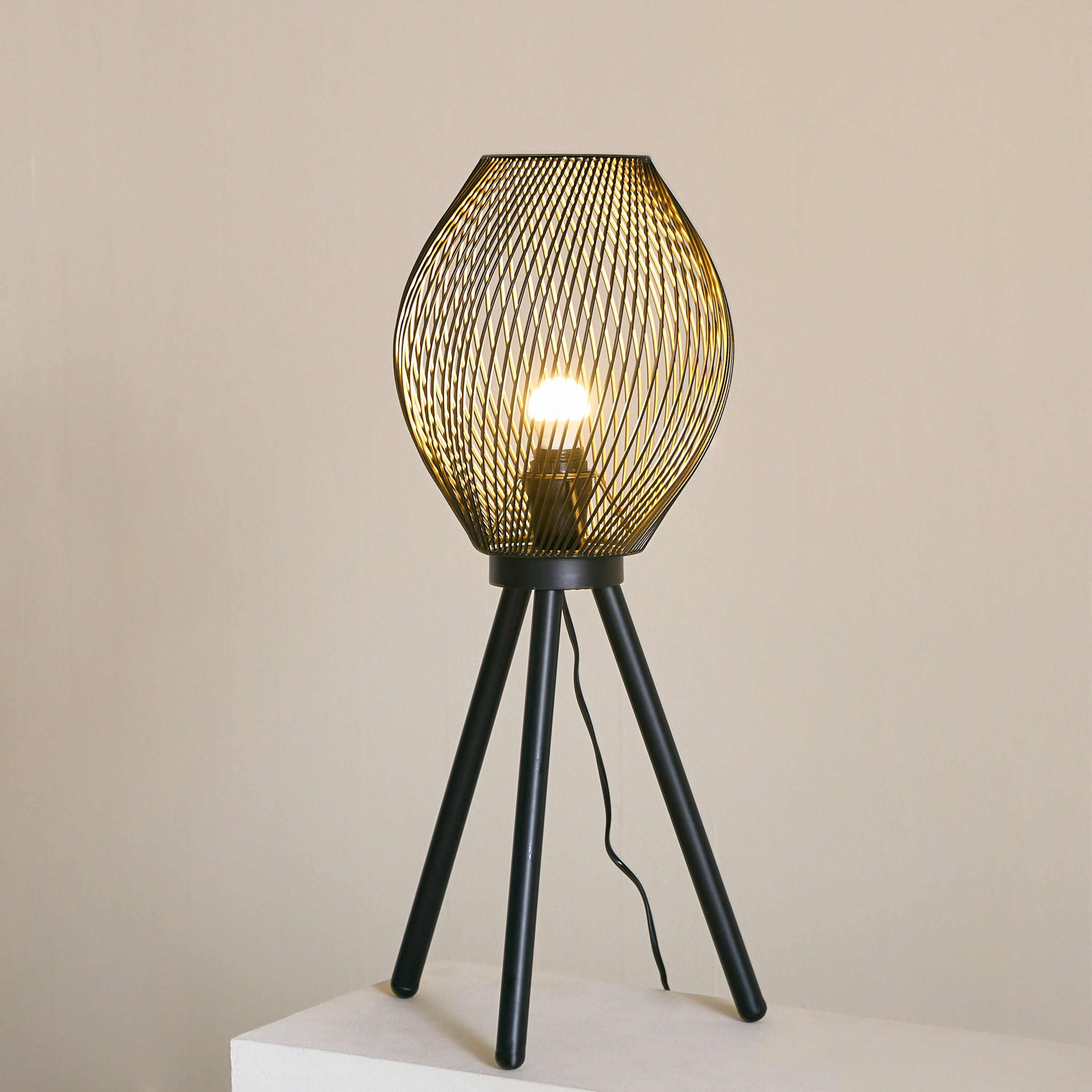 Aron Metal Tripod Table Lamp with Metal Shade - 33x66 cm-hbxbedroom-lighting-tablelamps-image-2