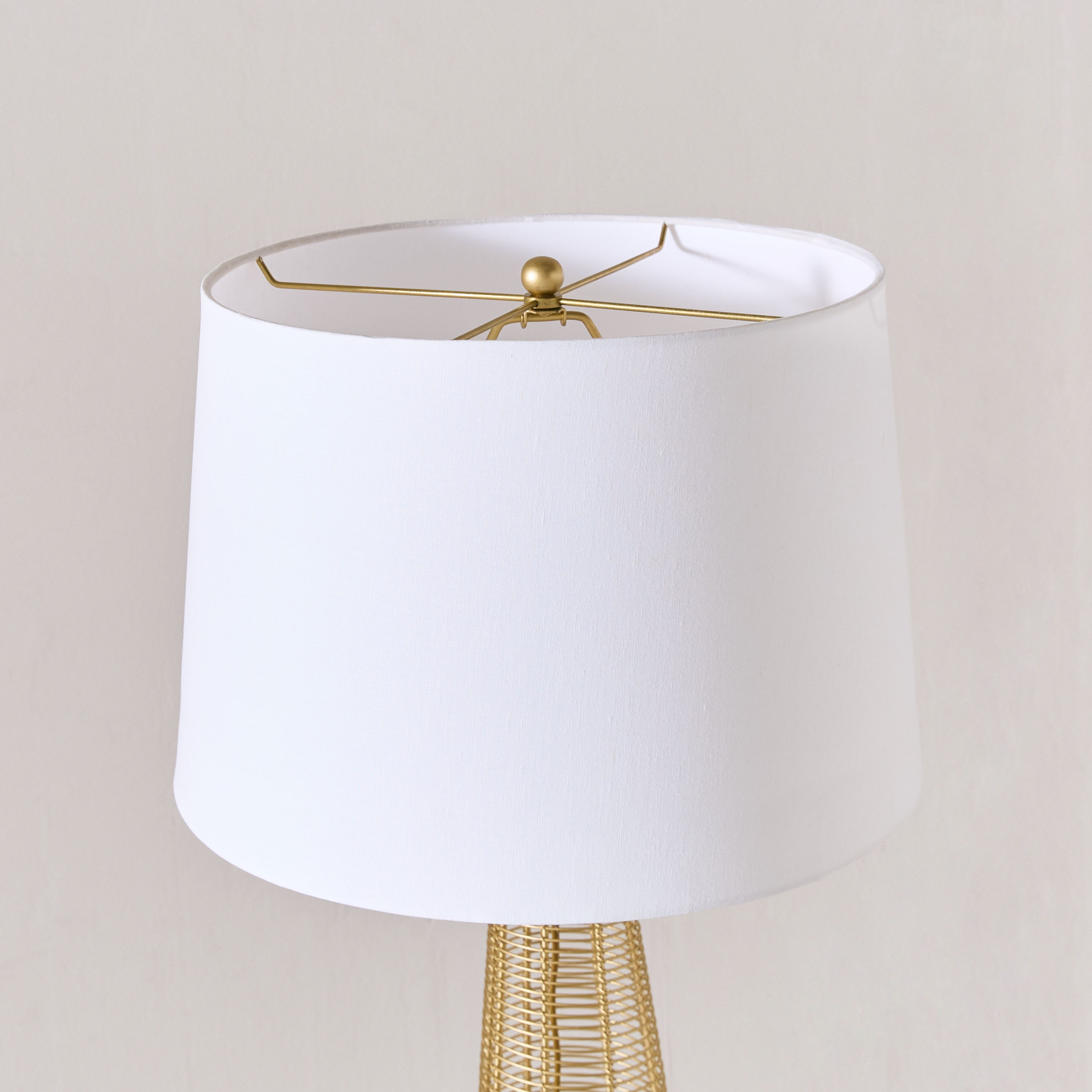 مصباح أرضية سلكي معدني بغطاء قماش من آرون - 43x152 سم-hbxhomeware-hbxlivingroom-image-4