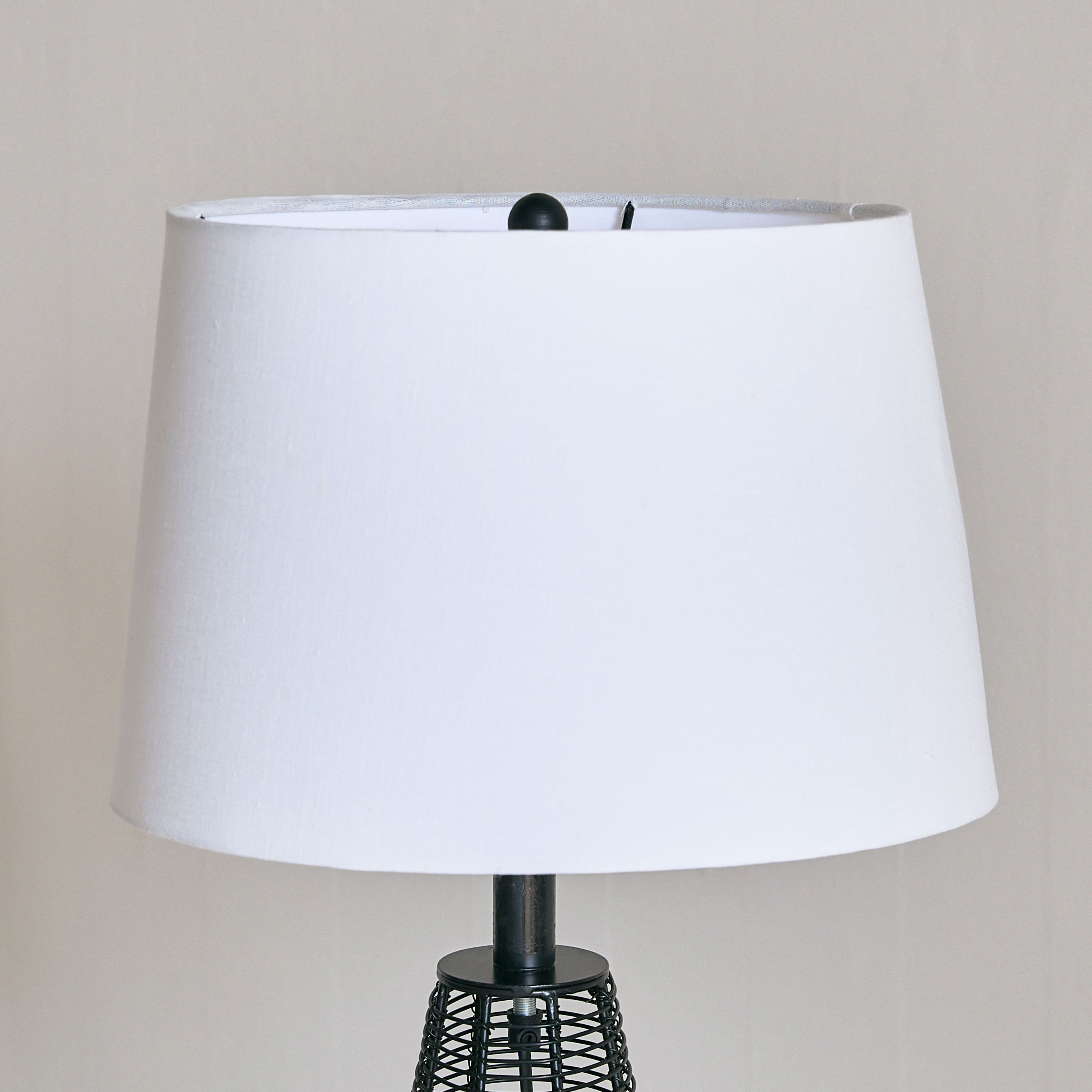 مصباح طاولة سلكي معدني بغطاء قماش من آرون - 36x63 سم-hbxbedroom-lighting-tablelamps-image-3