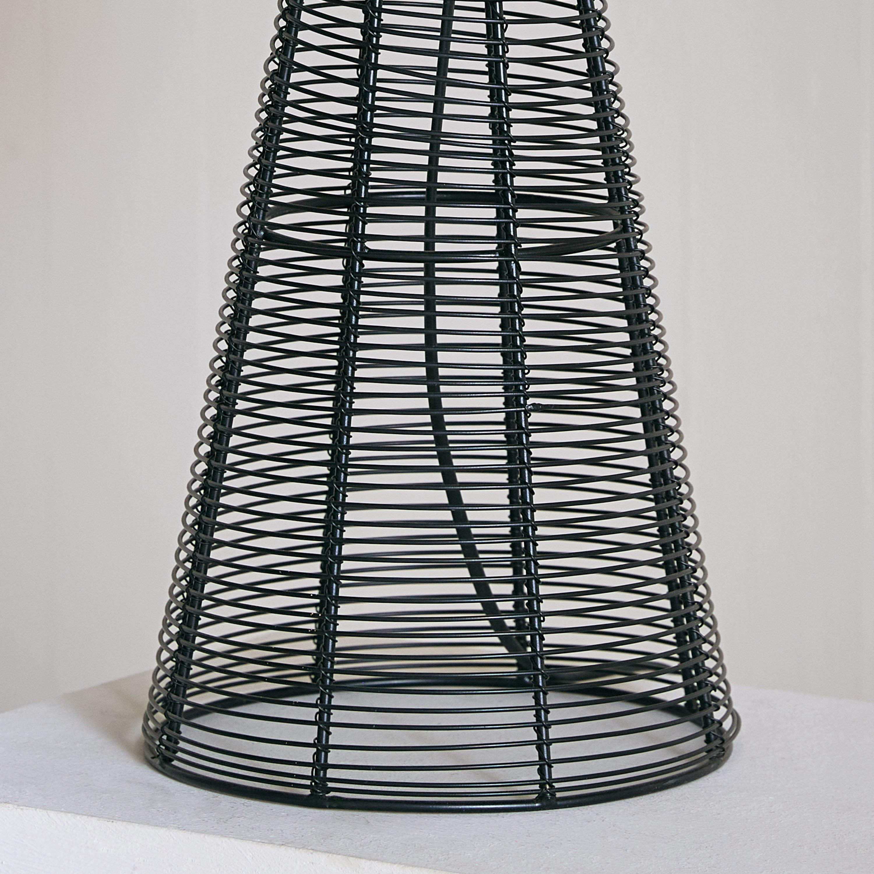 مصباح طاولة سلكي معدني بغطاء قماش من آرون - 36x63 سم-hbxbedroom-lighting-tablelamps-image-4