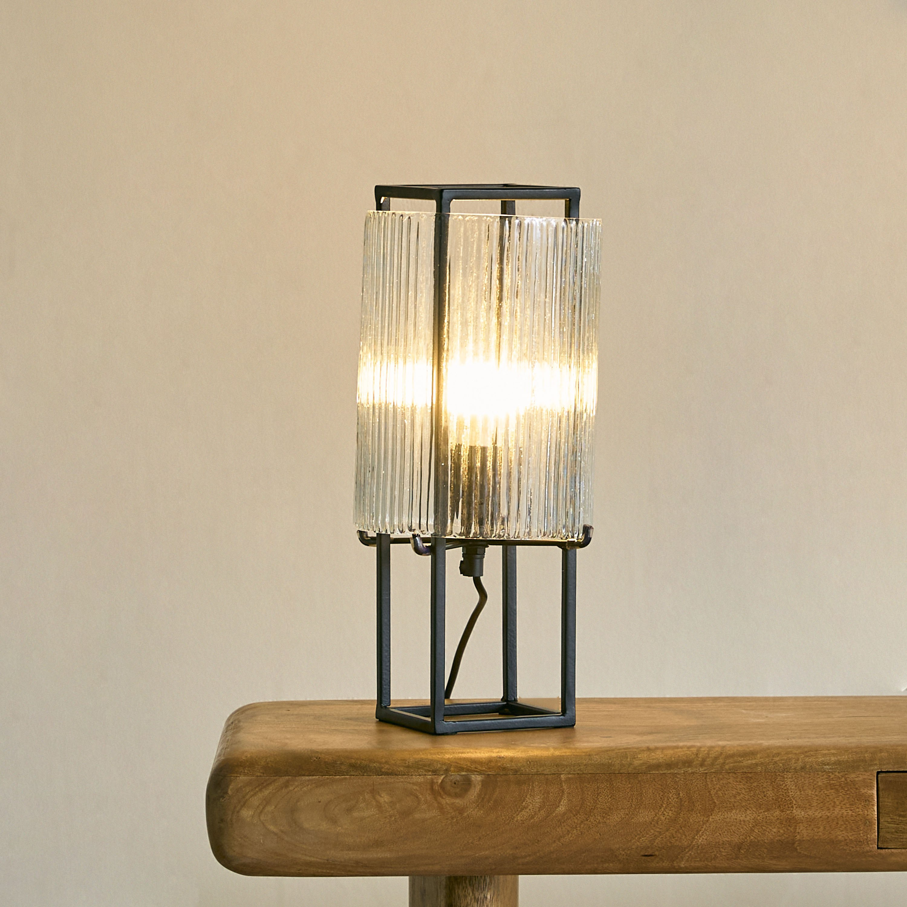Aron Metal Table Lamp with Textured Glass - 16x35 cm-PROMO_HB_AE_B2G2_011025-image-2