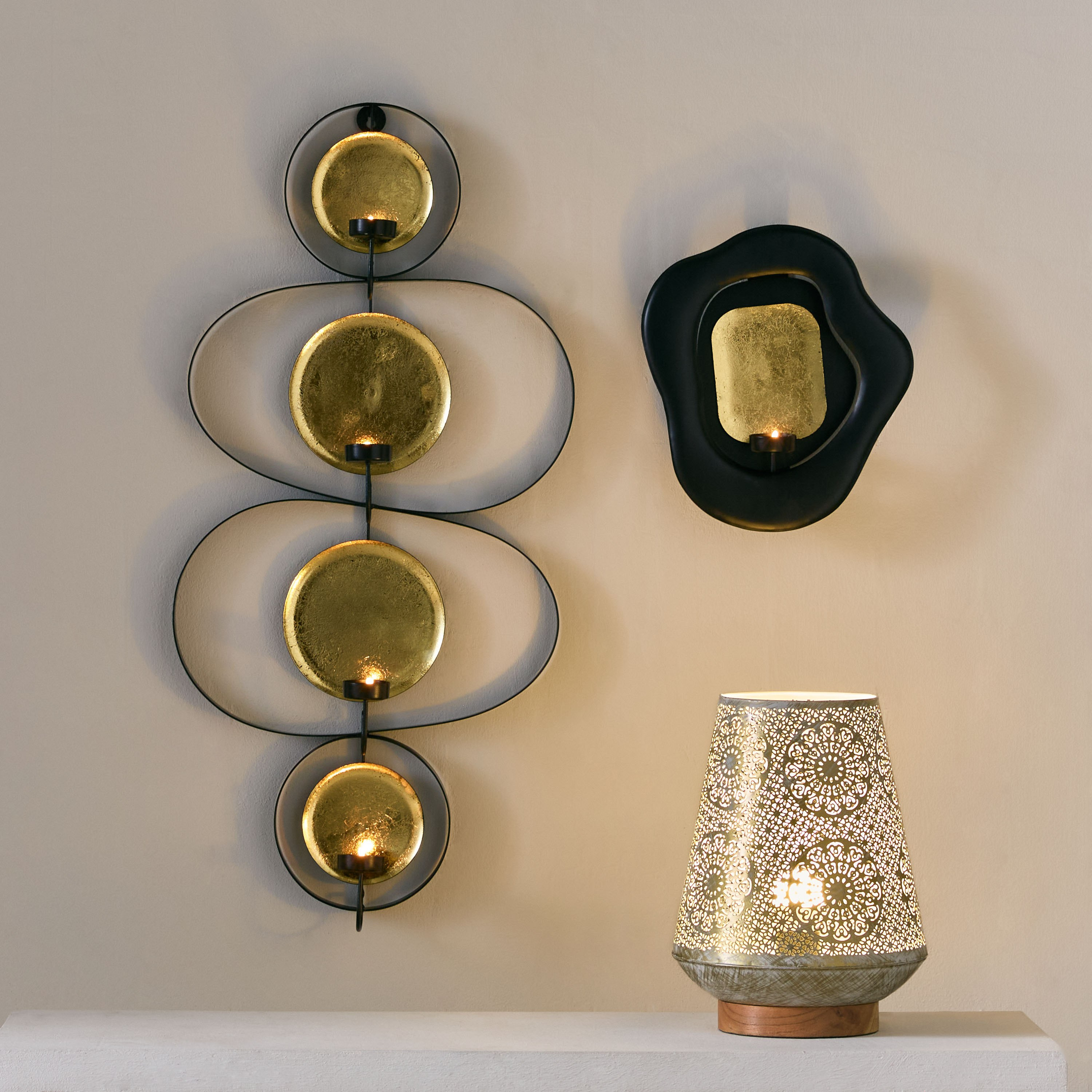 زينة حائط معدنية بتصميم حامل شموع من آرون - 25x6x26 سم-hbxdiningroom-lighting-decorativesandstringlights-image-4
