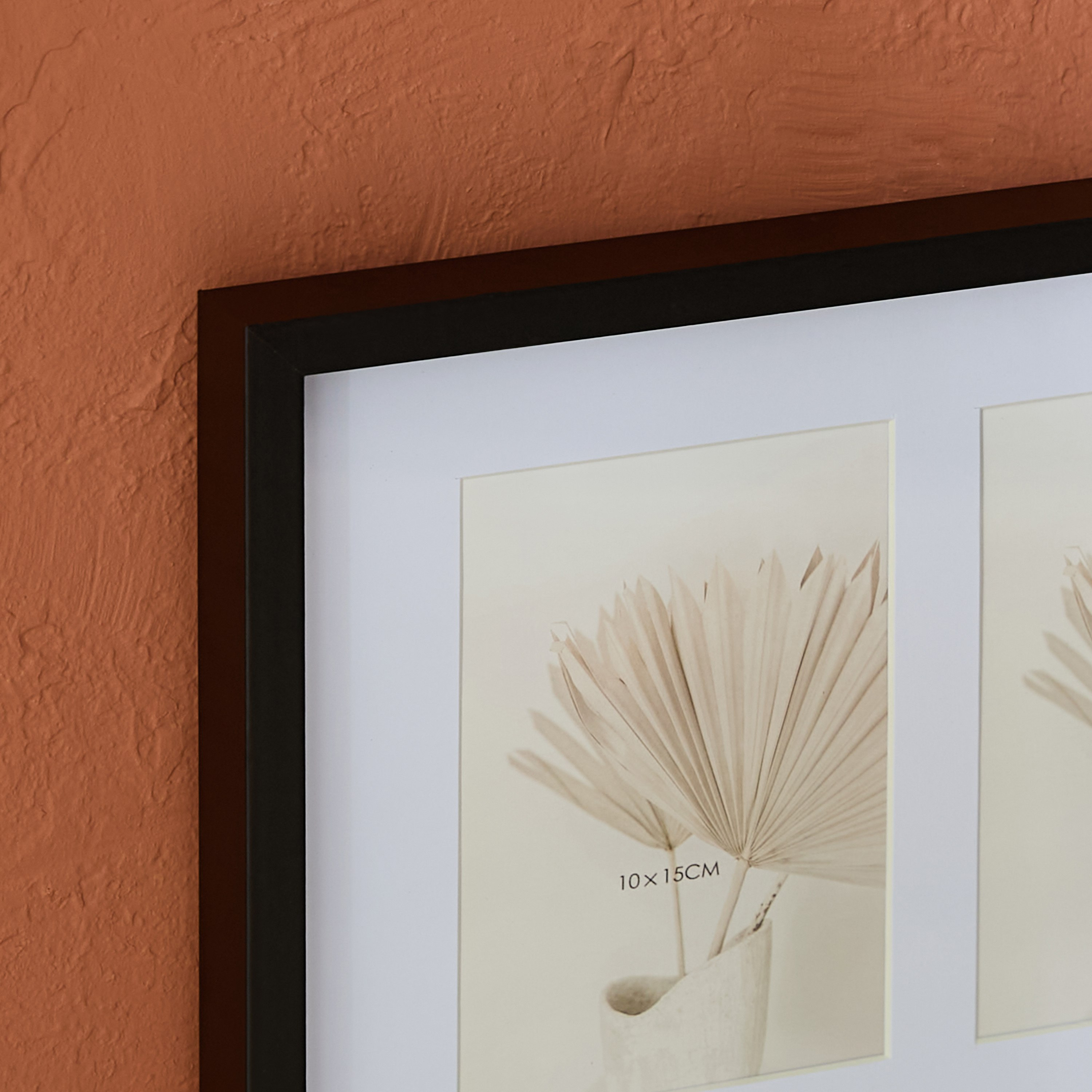 إطار صور متعدد الفتحات من ريناتا - 31x43.5 سم-hbxbedroom-decorandaccessories-photoframes-image-4
