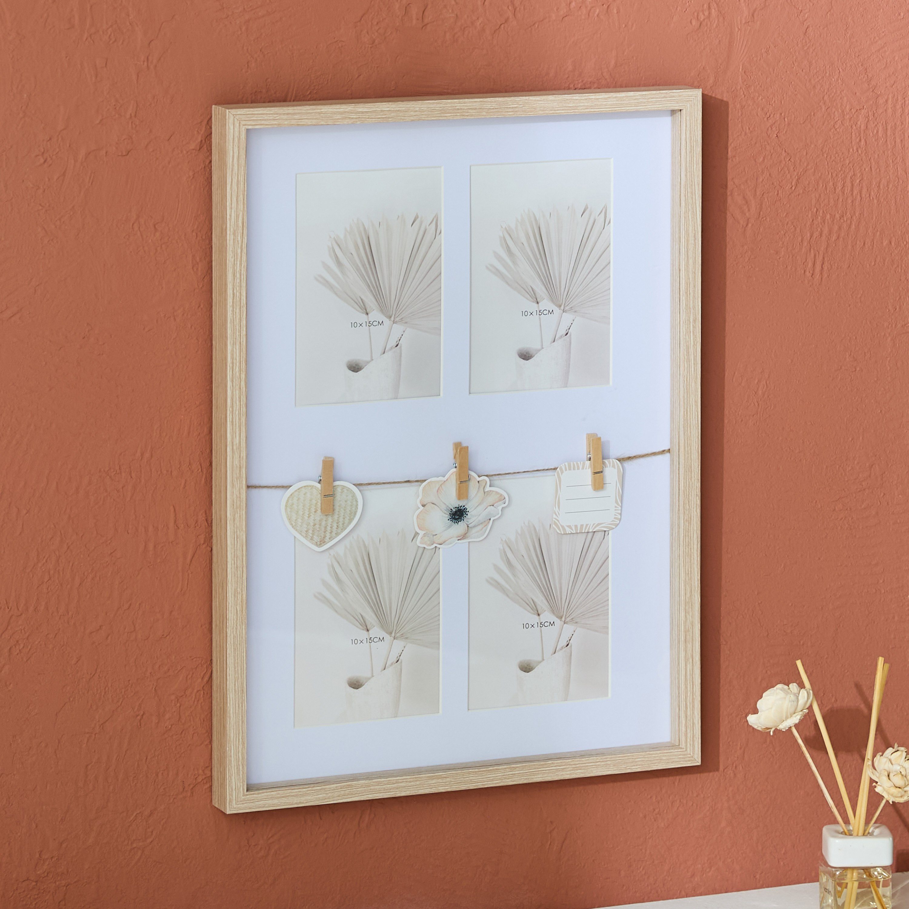 إطار صور متعدد الفتحات من ريناتا - 31x43.5 سم-hbxbedroom-decorandaccessories-photoframes-image-1