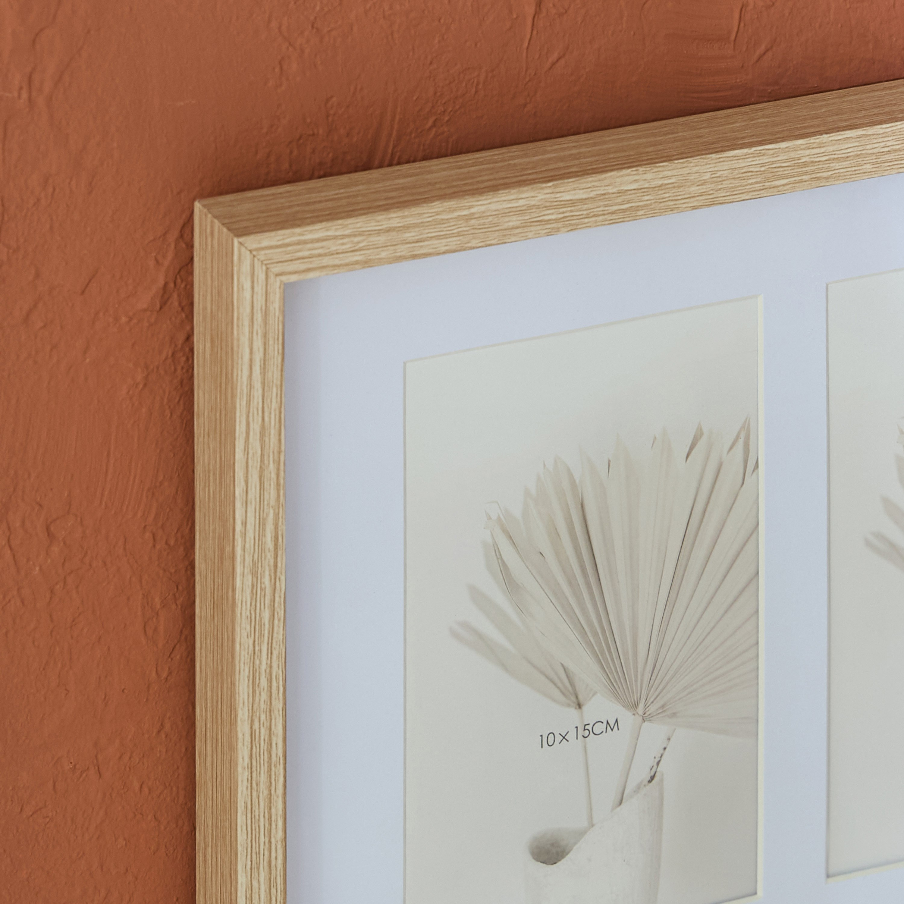 إطار صور متعدد الفتحات من ريناتا - 31x43.5 سم-hbxbedroom-decorandaccessories-photoframes-image-4