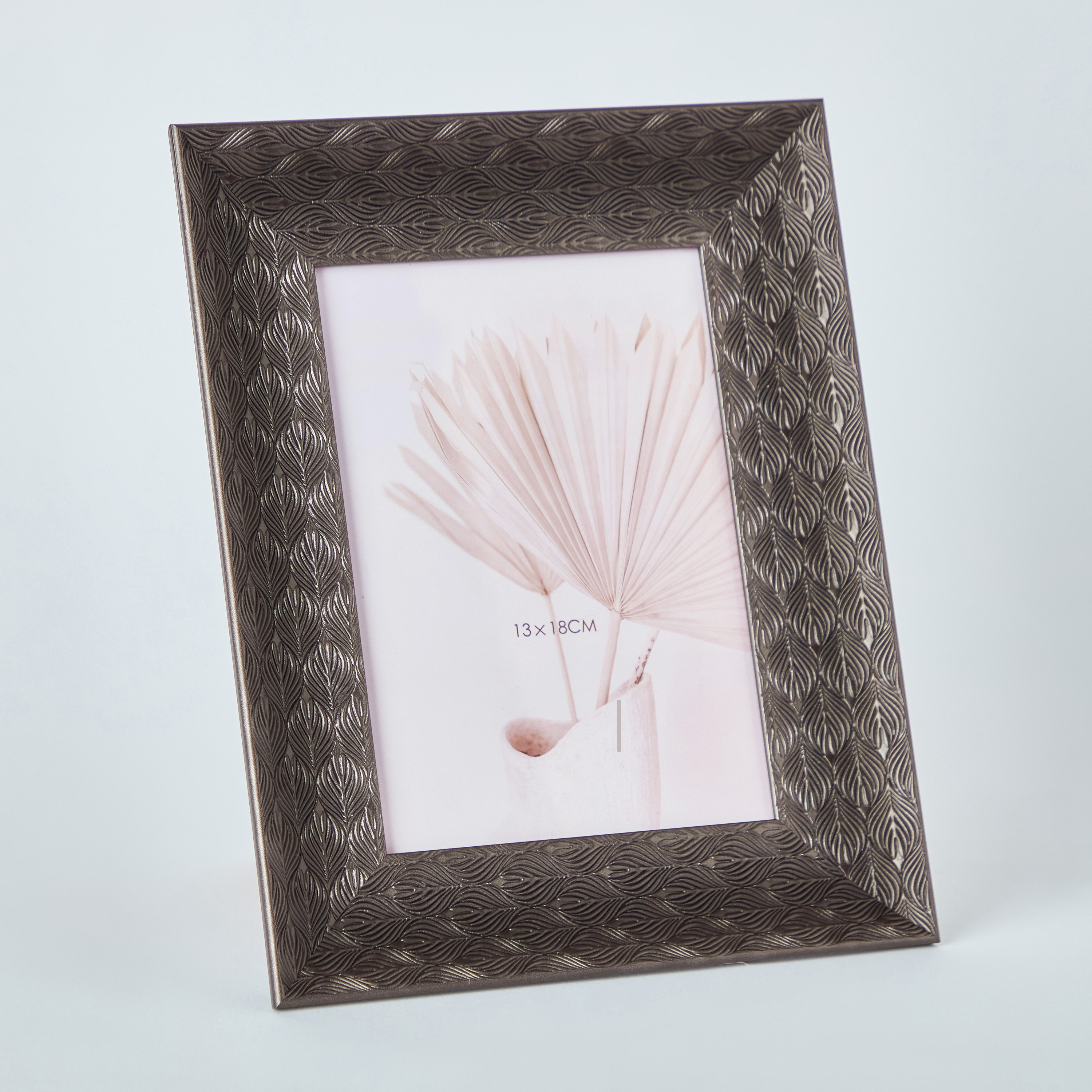 برواز صور زجاجي 5x7 بوصة من ريناتا - 19.6x2x24.6 سم-hbxbedroom-decorandaccessories-photoframes-image-6