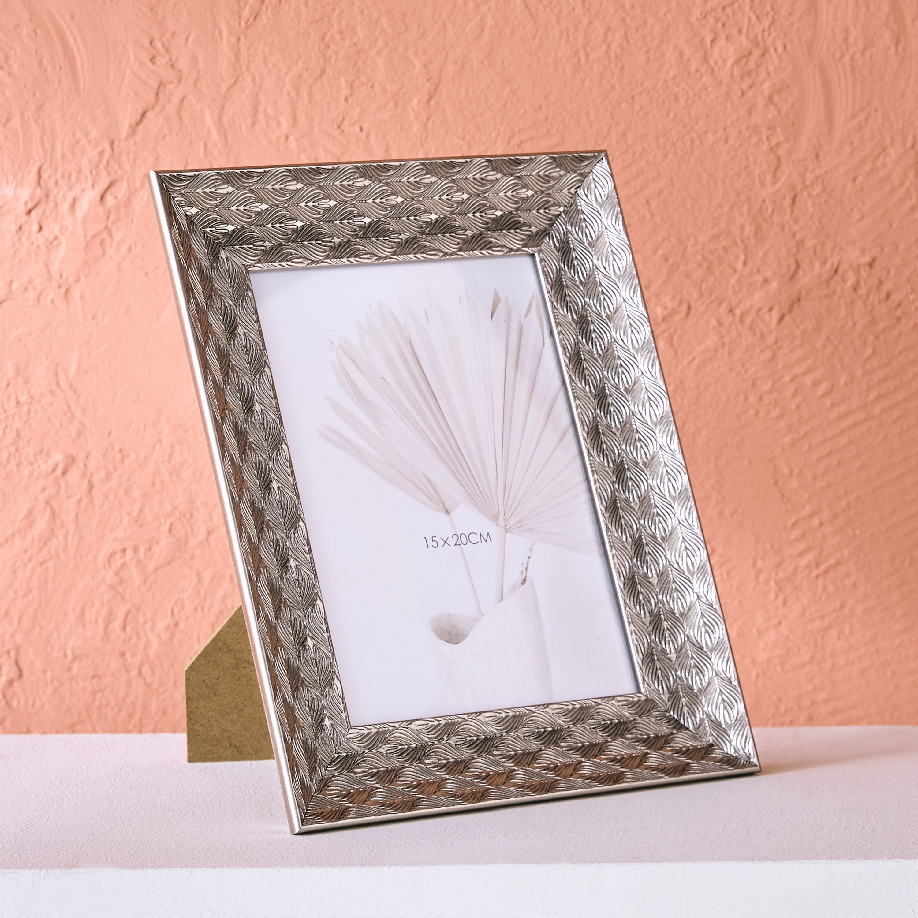 برواز صور زجاجي 6x8 بوصة من ريناتا - 21.6x2x26.6 سم-hbxbedroom-decorandaccessories-photoframes-image-1