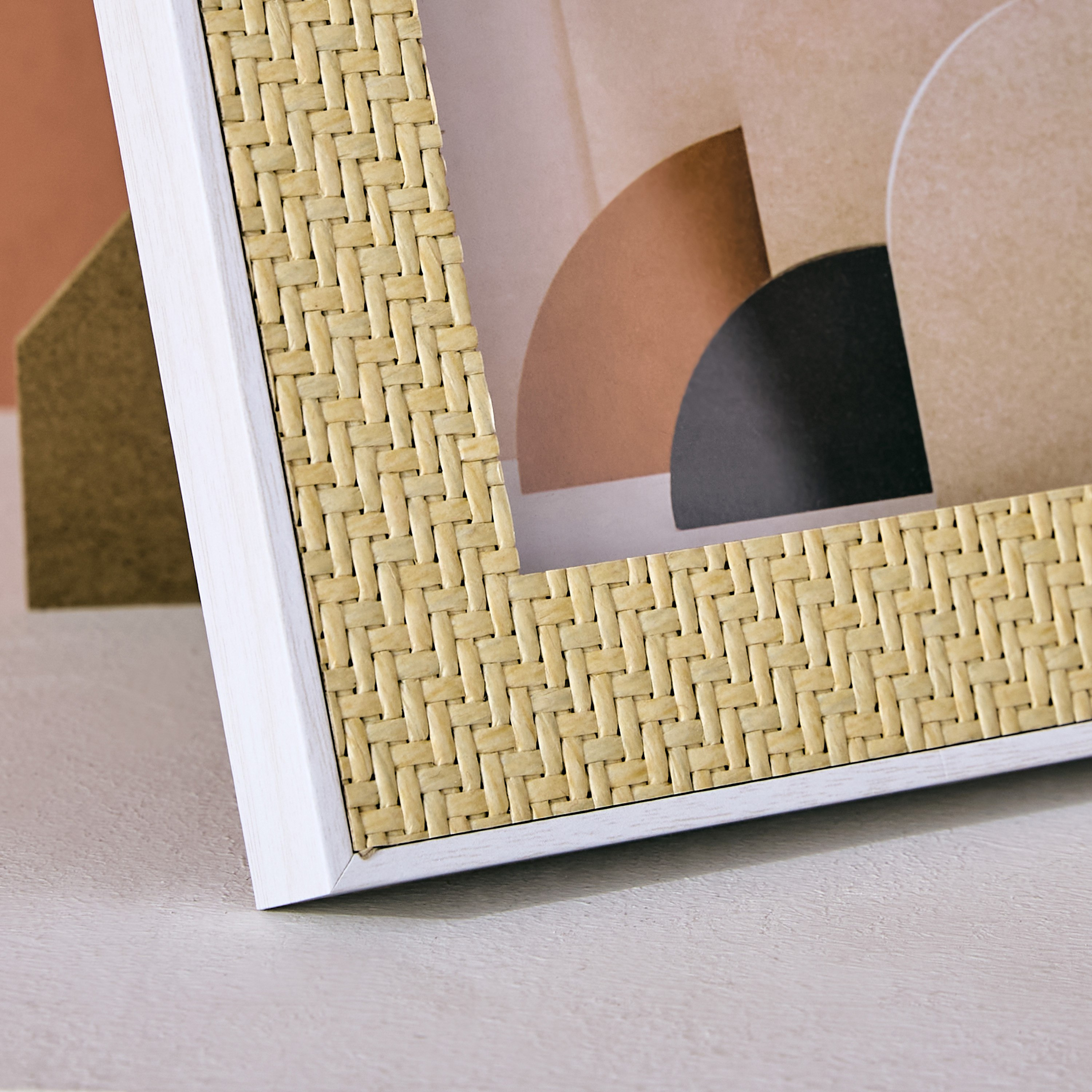 برواز صور من القصب والزجاج من ريناتا - 18.8x2x23.7 سم-hbxbedroom-decorandaccessories-photoframes-image-4