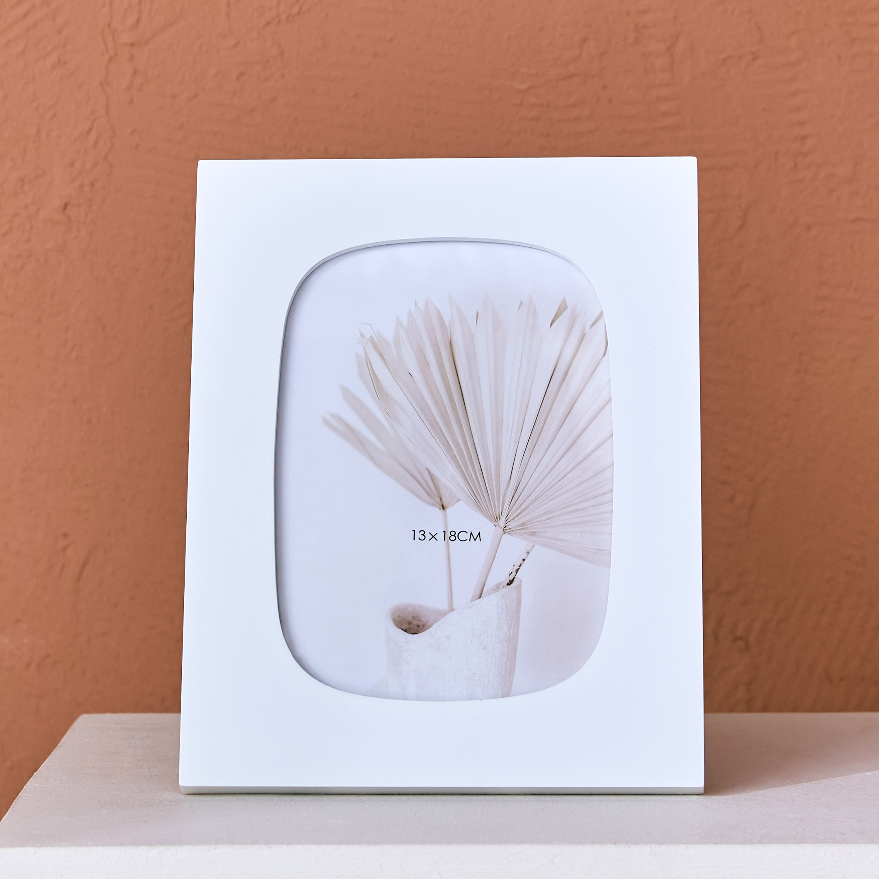 برواز صور زجاجي من ريناتا - 18x12x23 سم-hbxbedroom-decorandaccessories-photoframes-image-2