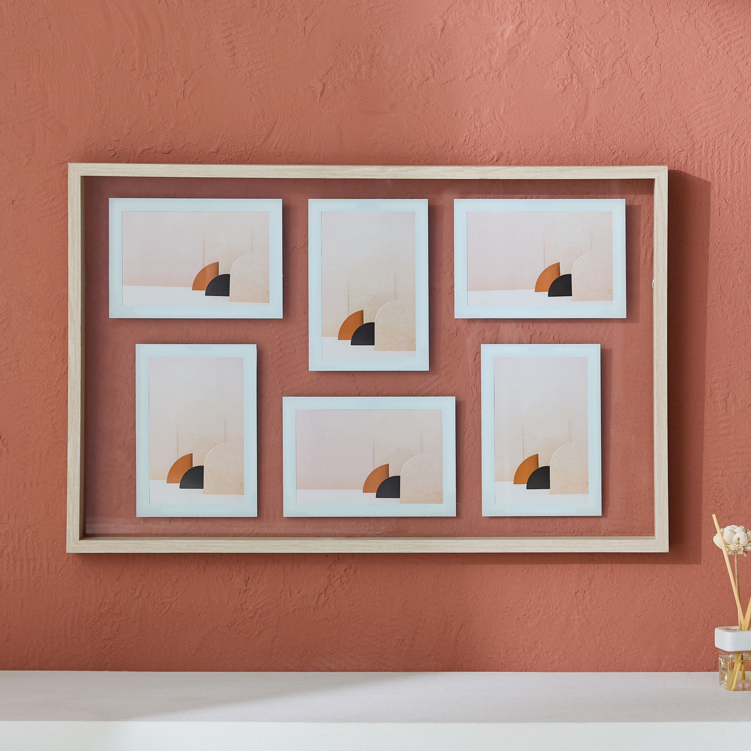 إطار صور متعدد الفتحات من ريناتا - 56x36 سم-hbxbedroom-decorandaccessories-photoframes-image-1