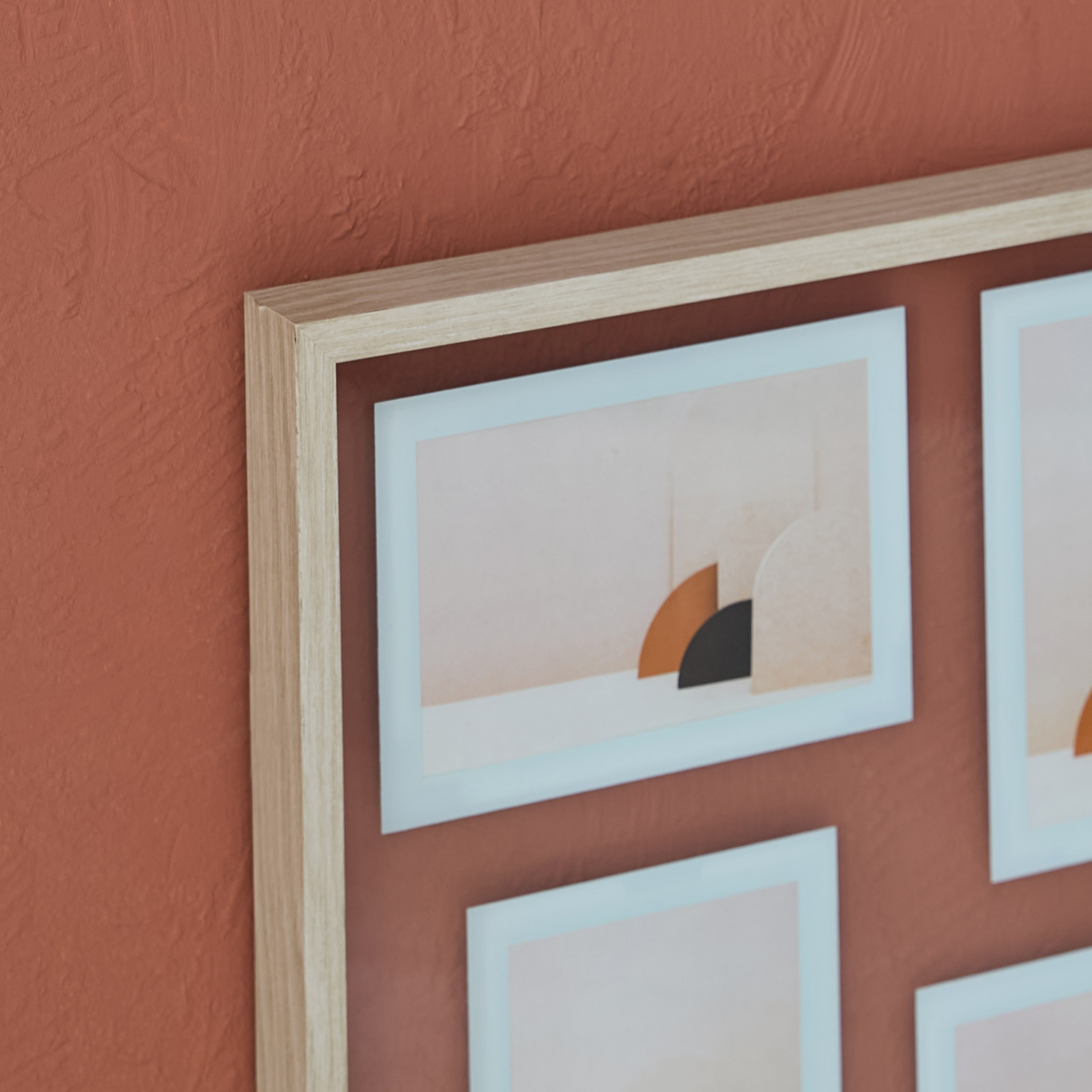 إطار صور متعدد الفتحات من ريناتا - 56x36 سم-hbxbedroom-decorandaccessories-photoframes-image-4