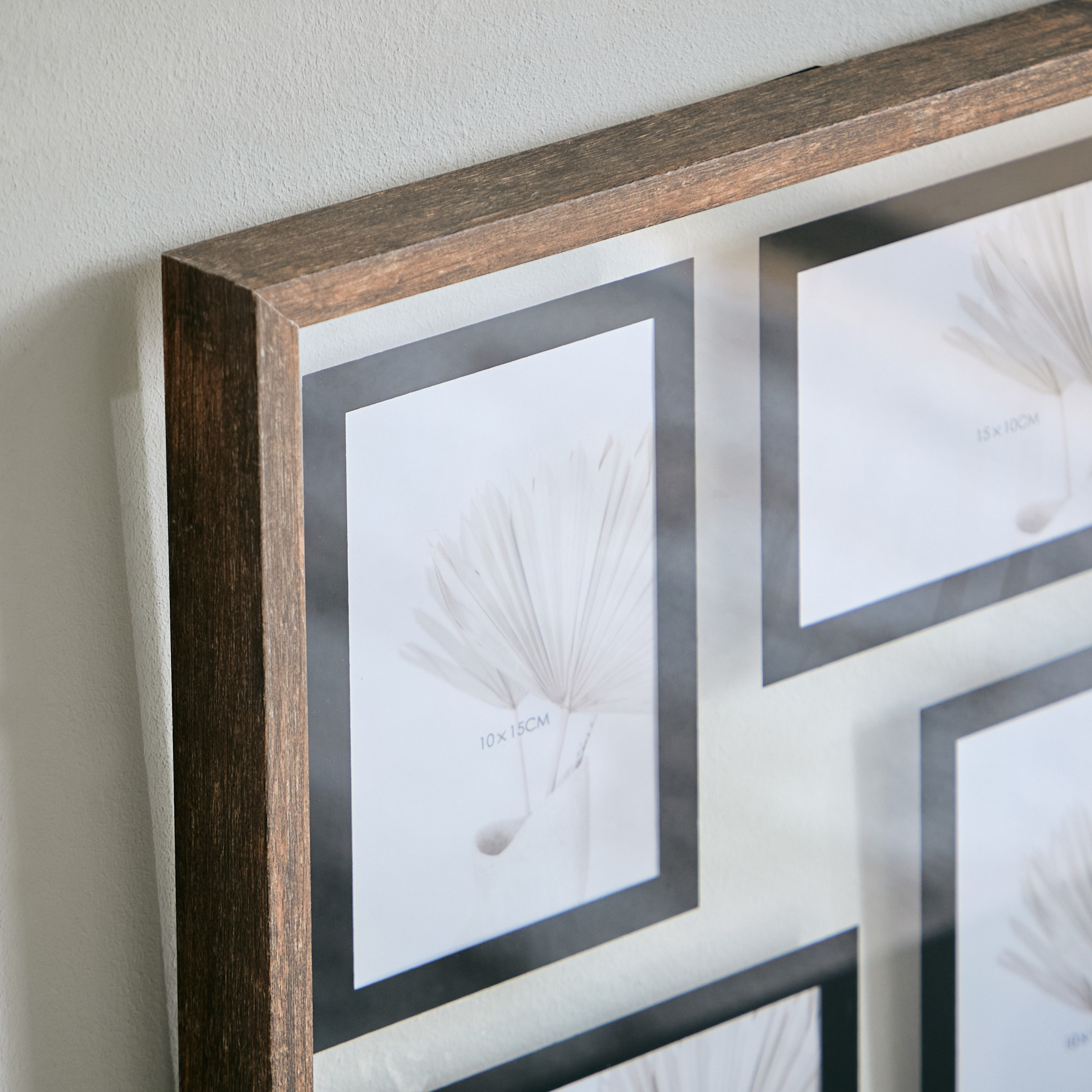 إطار صور متعدد الفتحات من ريناتا - 36x36 سم-hbxbedroom-decorandaccessories-photoframes-image-4