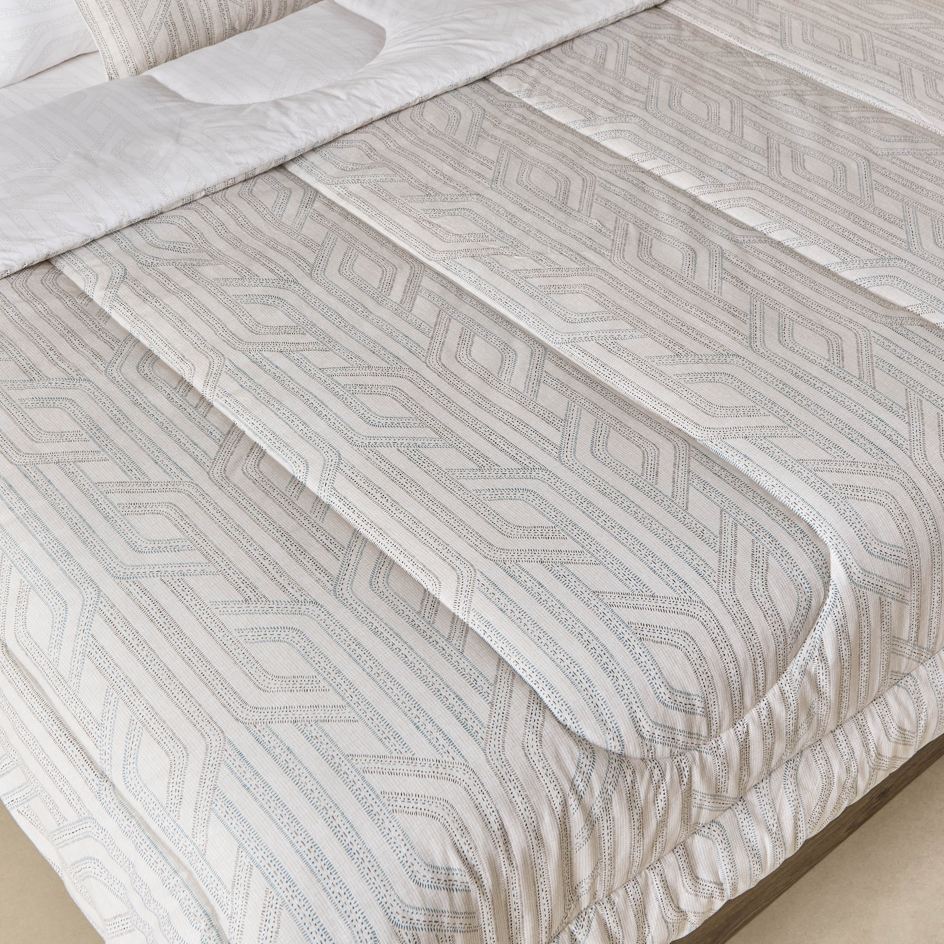 طقم لحاف قطن كينج بطبعات 7 قطع بيثال من فالنسيا - 220x240 سم-hbxhomeware-hbxbedroom-image-4