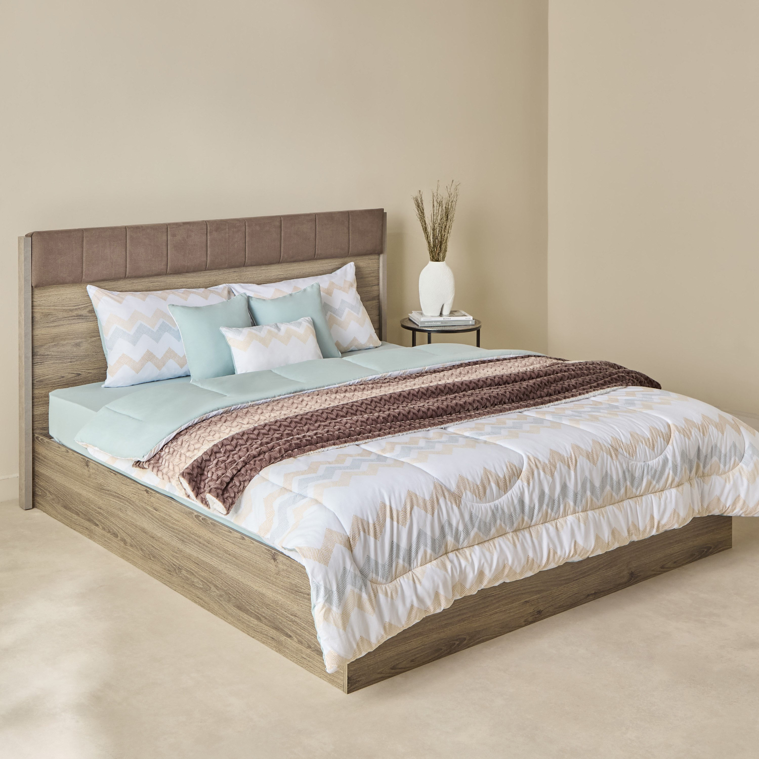 Valencia Brits 7-Piece Printed Cotton King BIAB Comforter Set - 220x240 cm-hbxhomeware-hbxbedroom-image-11