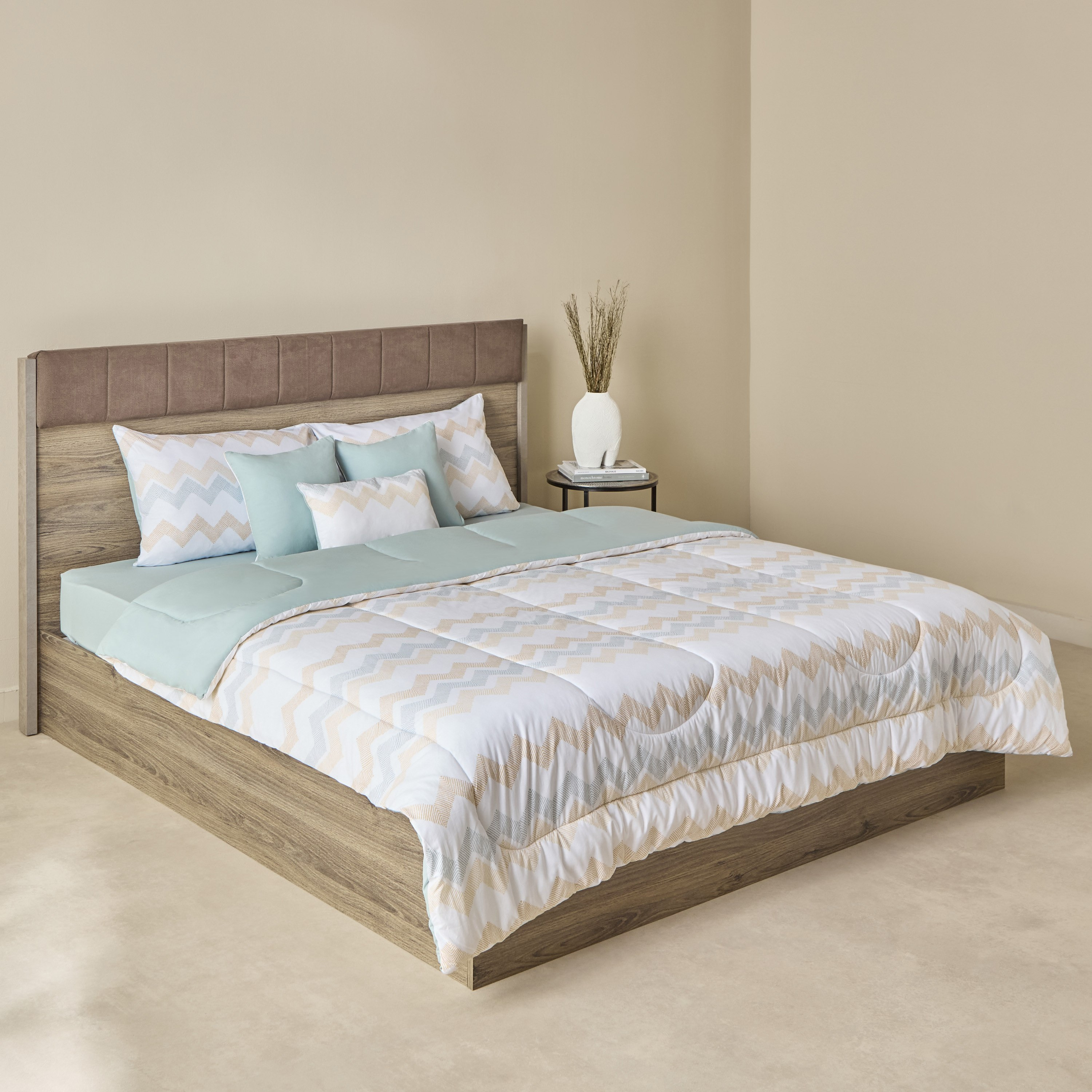 Valencia Brits 7-Piece Printed Cotton King BIAB Comforter Set - 220x240 cm-hbxhomeware-hbxbedroom-image-2