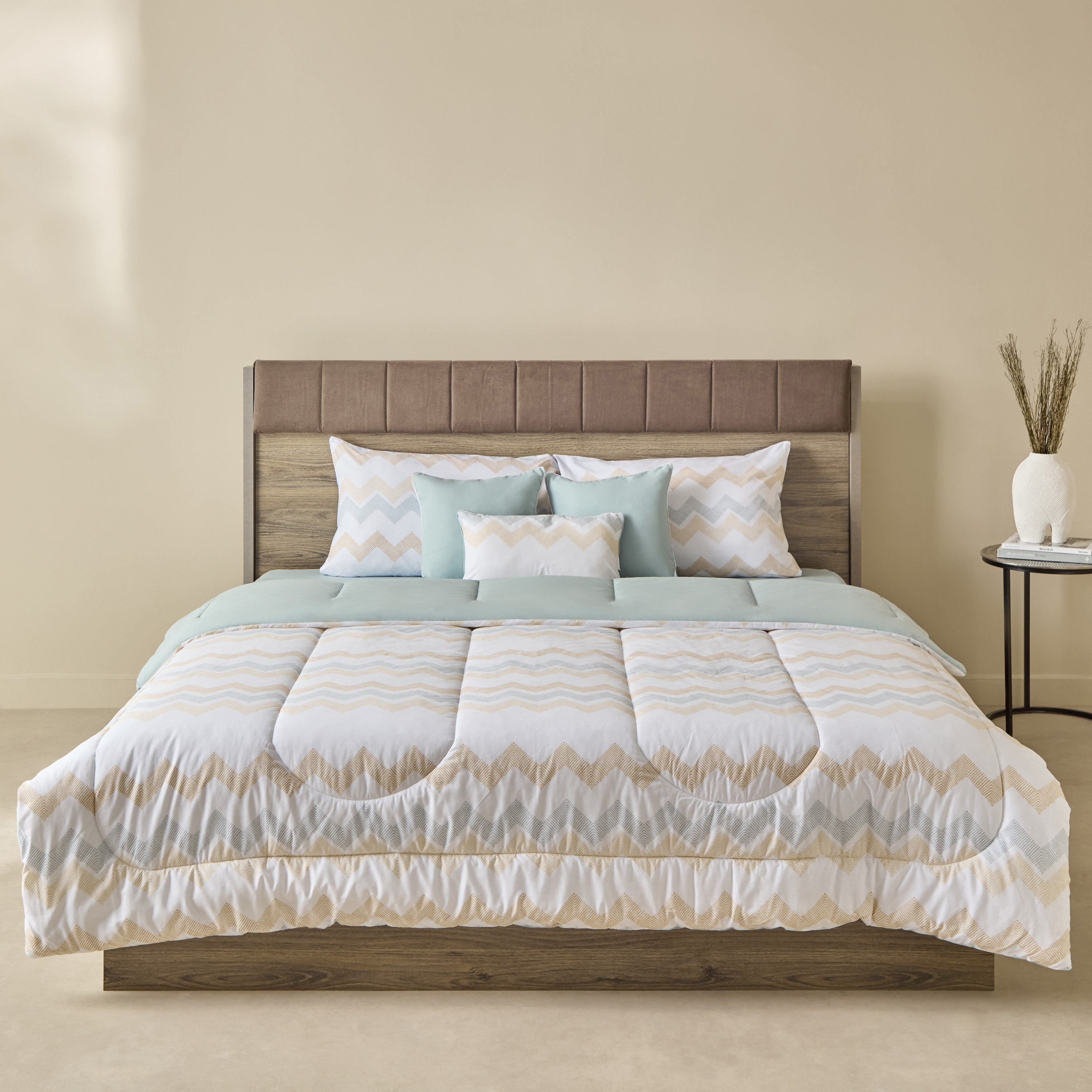 Valencia Brits 7-Piece Printed Cotton King BIAB Comforter Set - 220x240 cm-hbxhomeware-hbxbedroom-image-3