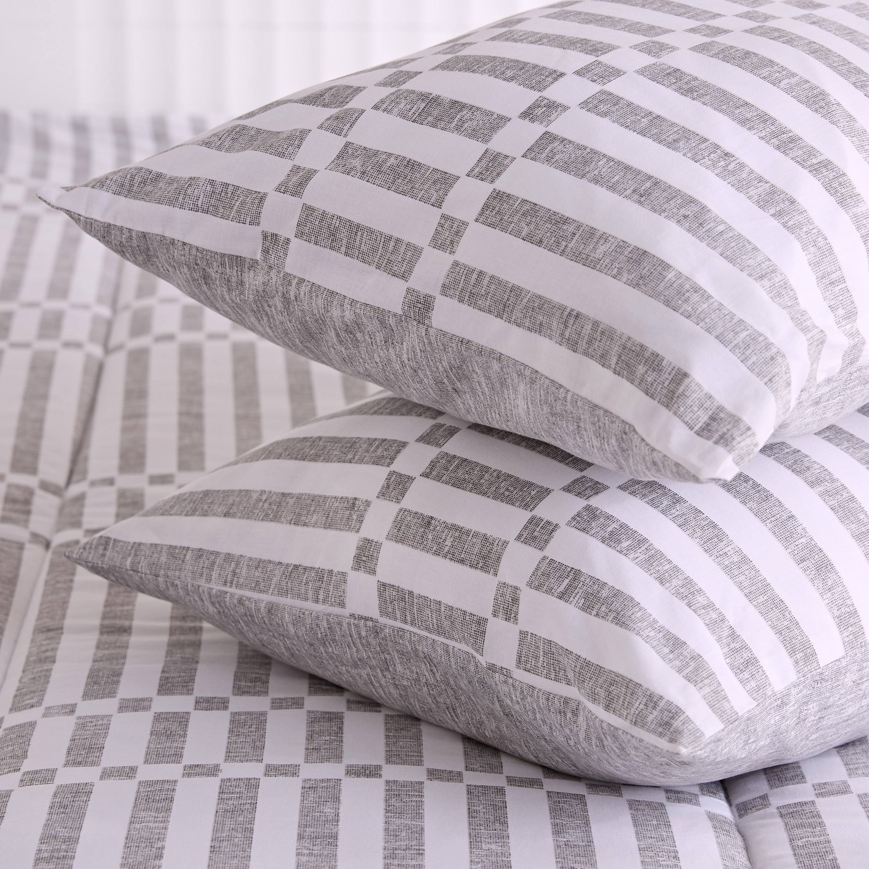 طقم لحاف كينج قطن بطبعات 5 قطع سويتو من ماديسون - 220x240 سم-hbxhomeware-hbxbedroom-image-8