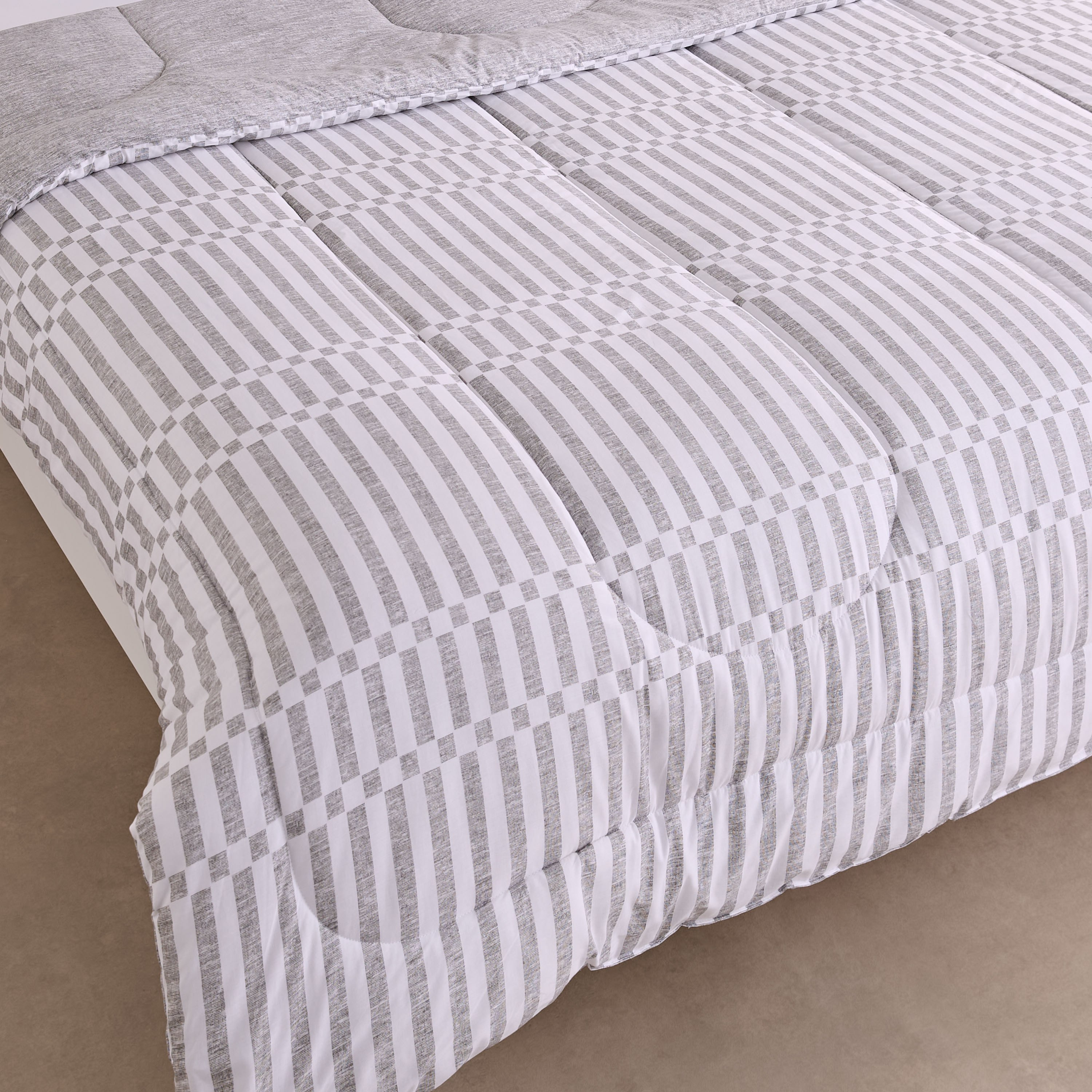 طقم لحاف سوبر كينج قطن 5 قطع بِطبعات من ماديسون سويتو - 240x240 سم-hbxhomeware-hbxbedroom-image-4