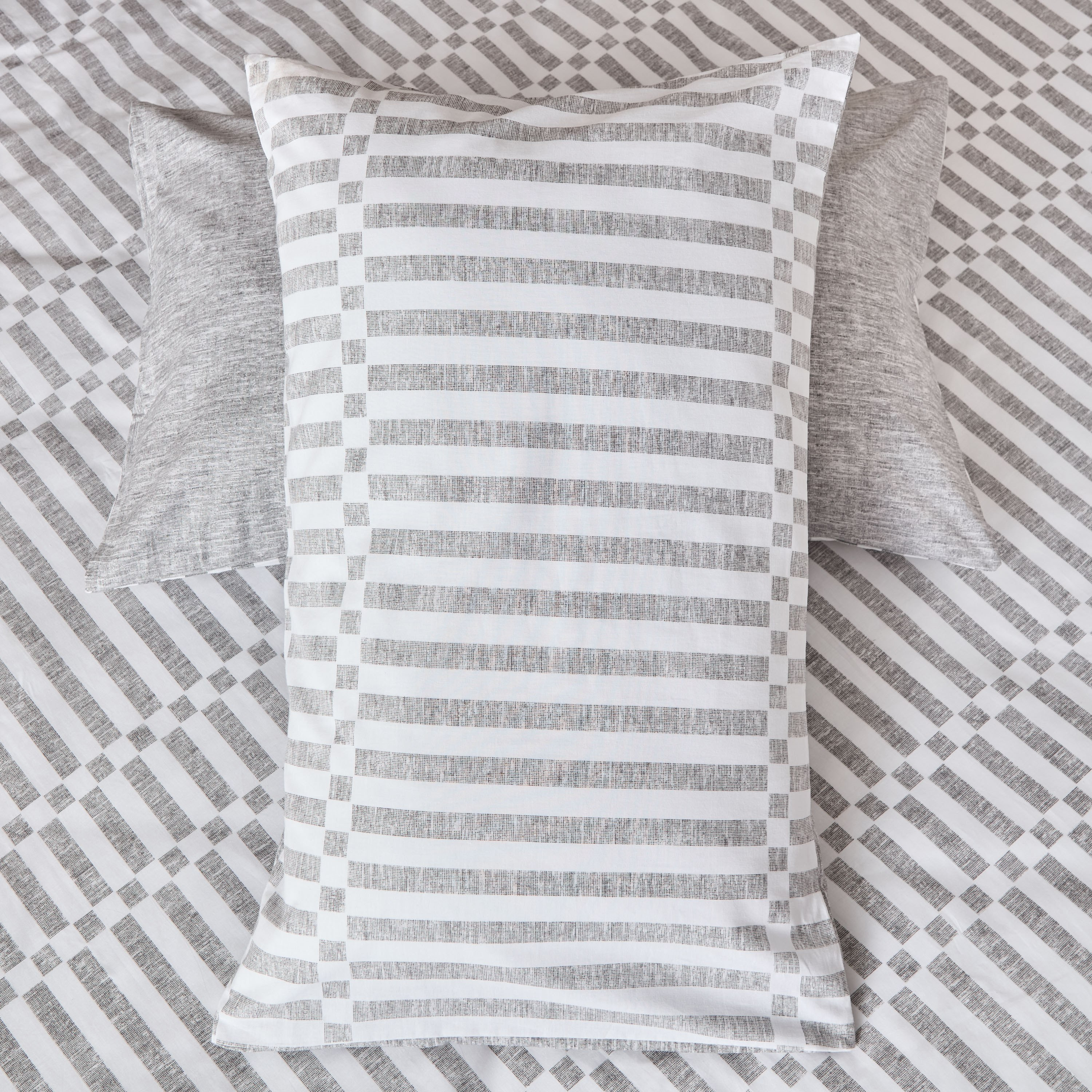 طقم غطاء لحاف كينج قطن بطبعات 3 قطع سويتو من ماديسون - 220x220 سم-hbxhomeware-hbxbedroom-image-6