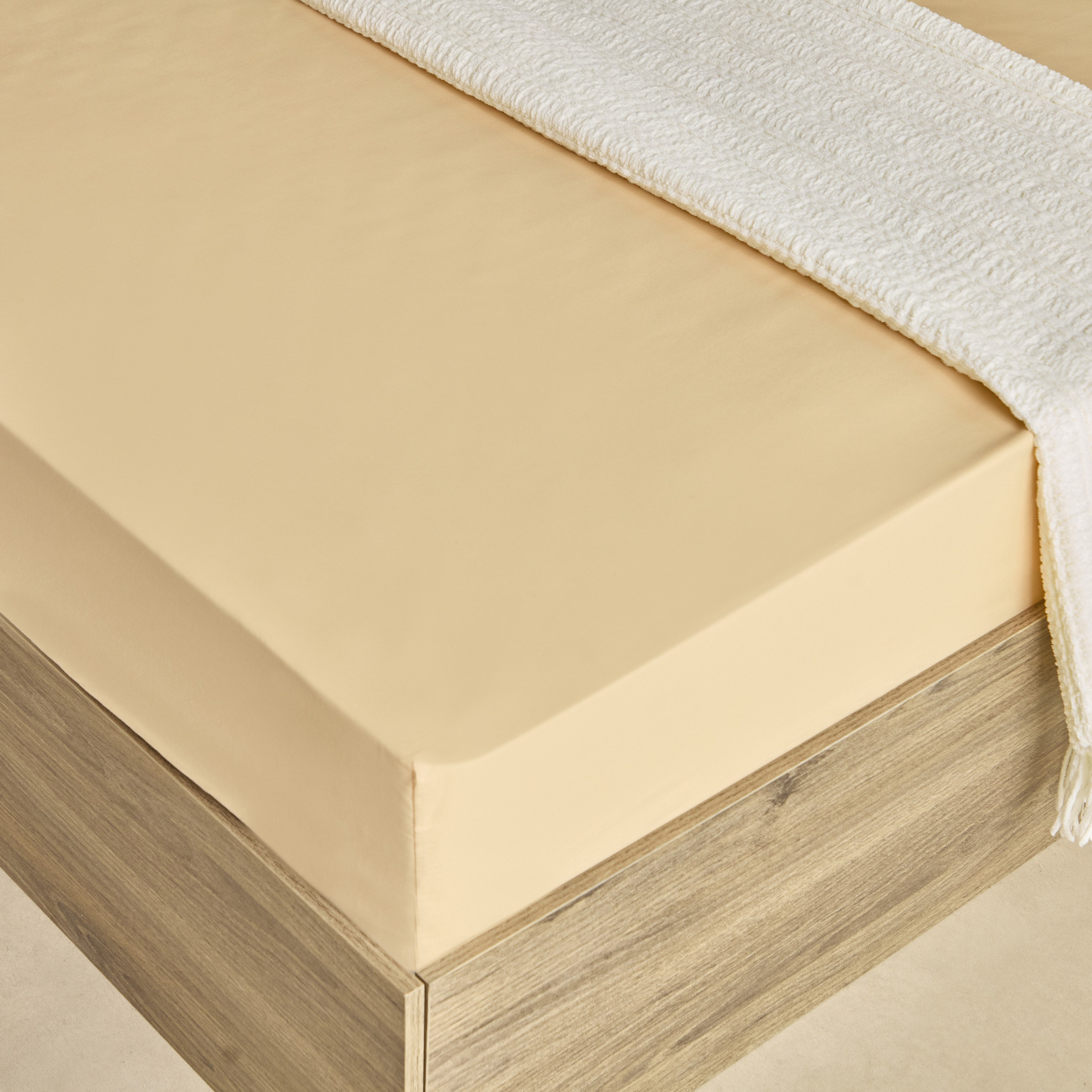 شرشف مطاطي كوين قطن بهيسو من ماديسون - 150x200+25 سم-hbxhomeware-hbxbedroom-image-1