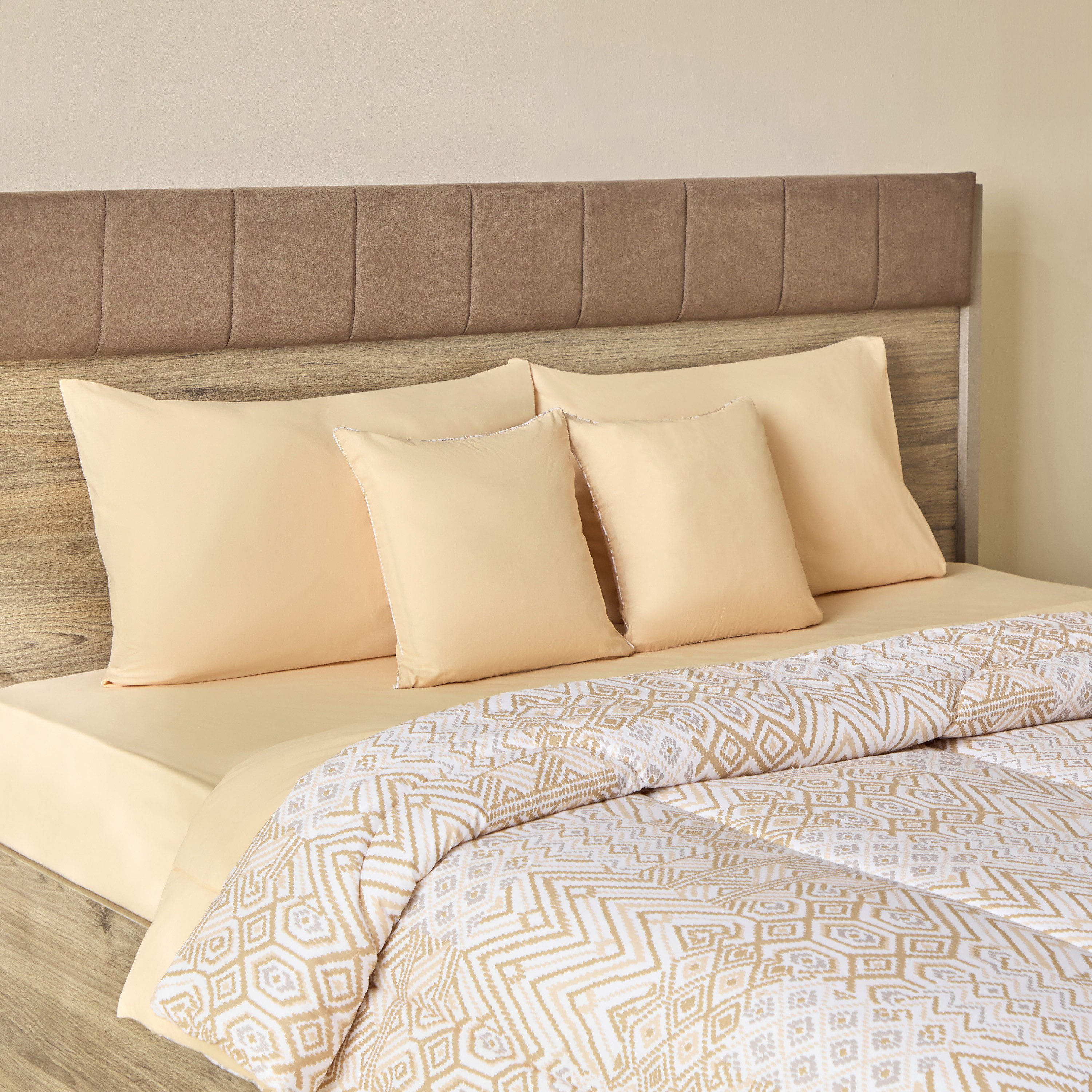 طقم لحاف قطن سوبر كينج 5 قطع بطبعات بيسو من ماديسون - 240×240 سم-hbxhomeware-hbxbedroom-image-1