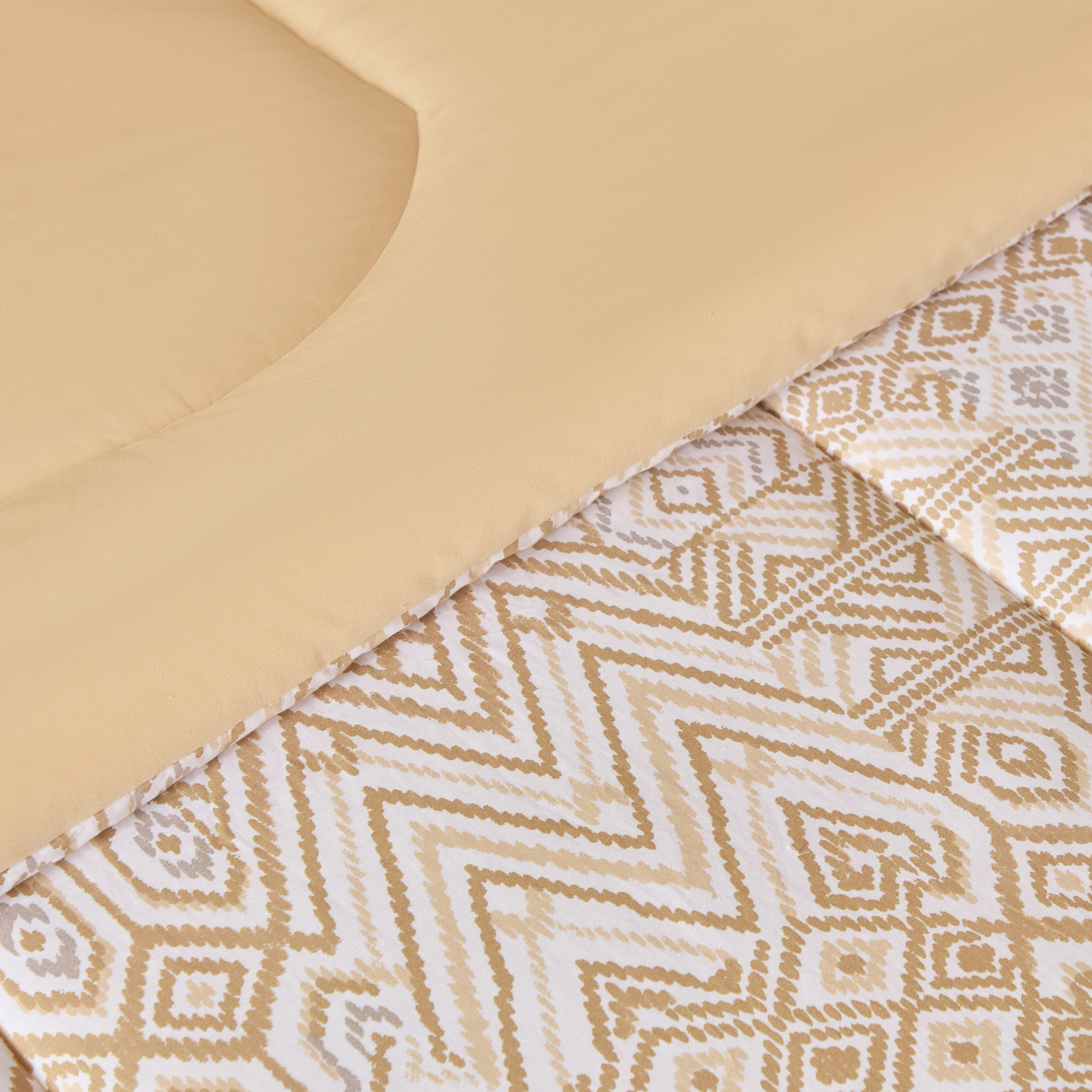 طقم لحاف قطن سوبر كينج 5 قطع بطبعات بيسو من ماديسون - 240×240 سم-hbxhomeware-hbxbedroom-image-5