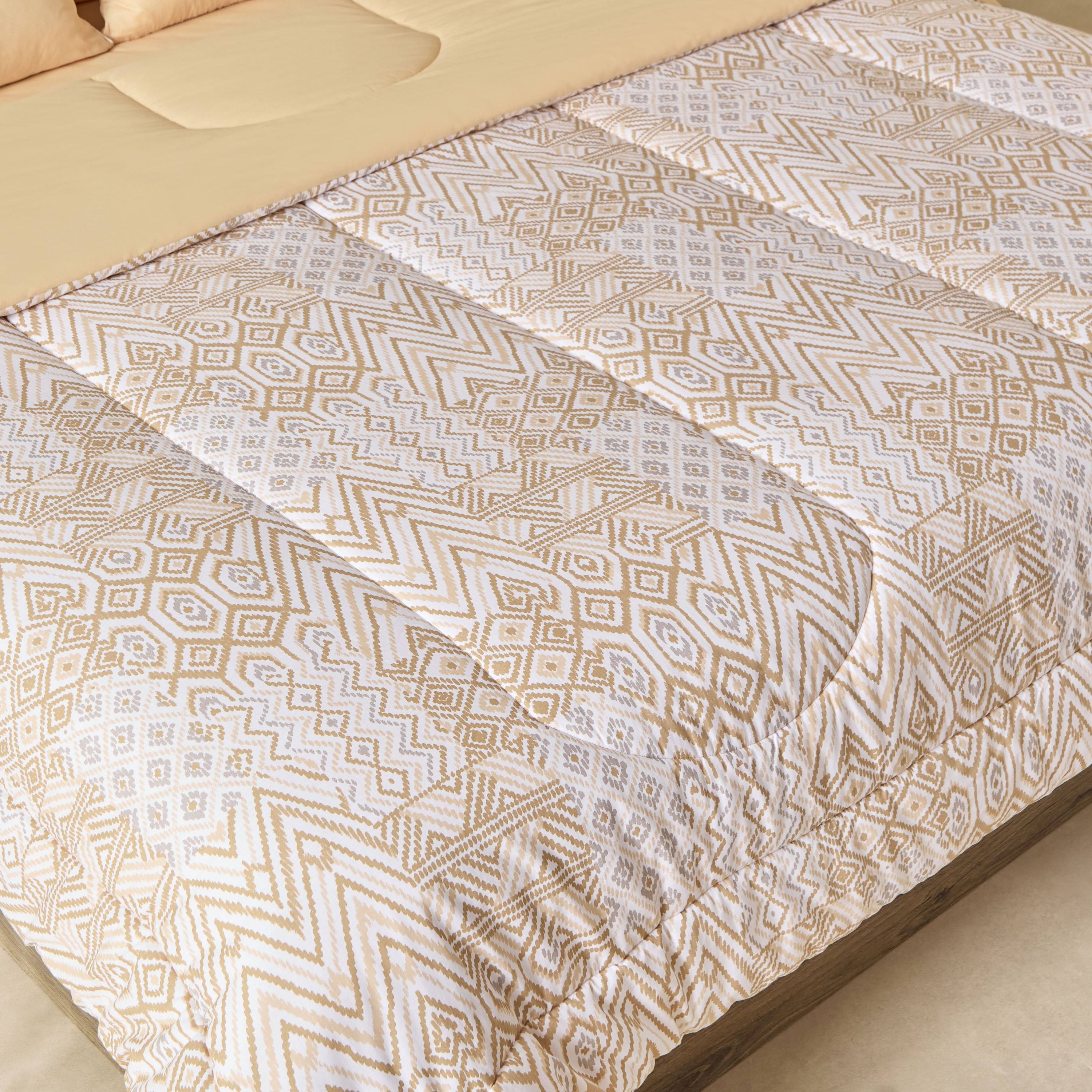 طقم لحاف قطن كينج 7 قطع من ماديسون - 220x240 سم-hbxhomeware-hbxbedroom-image-4