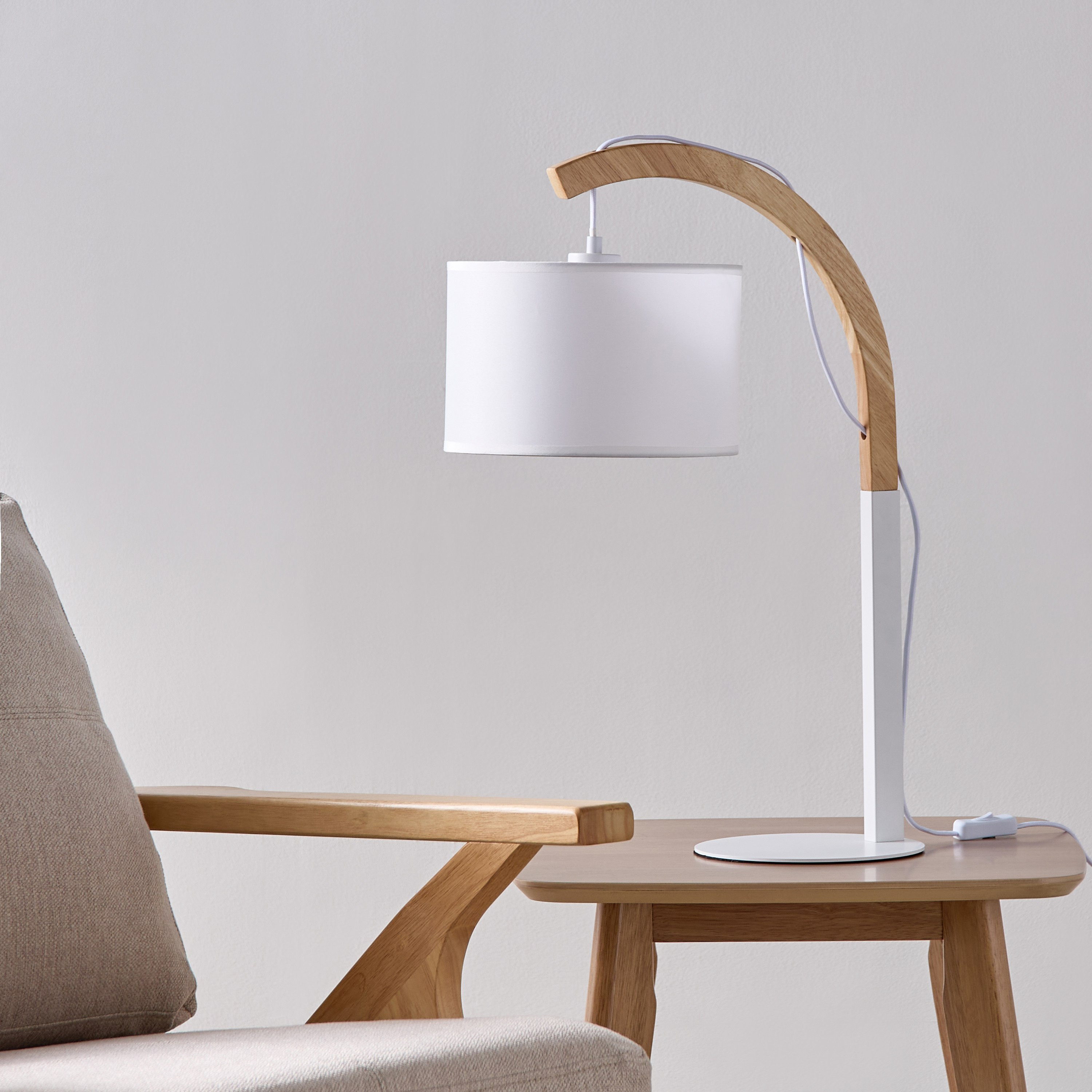 مصباح طاولة معدن وخشب بغطاء مصباح قماش من تايلر- 22x43.5x62.5 سم-PROMO_HB_AE_B2G2_011025-image-1