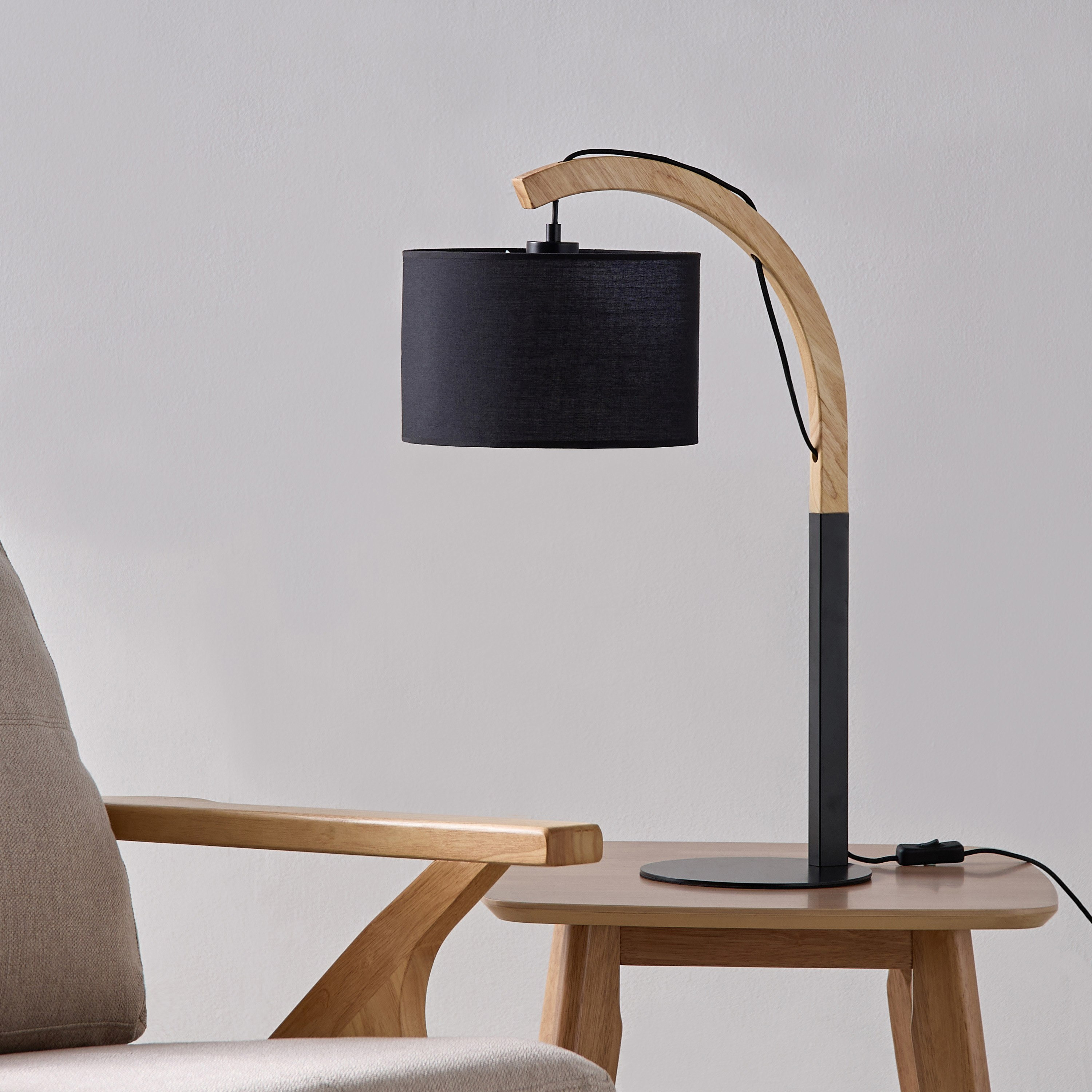 مصباح طاولة معدن وخشب بغطاء قماش من تايلر- 22x43.5x62.5 سم-hbxbedroom-lighting-tablelamps-image-1