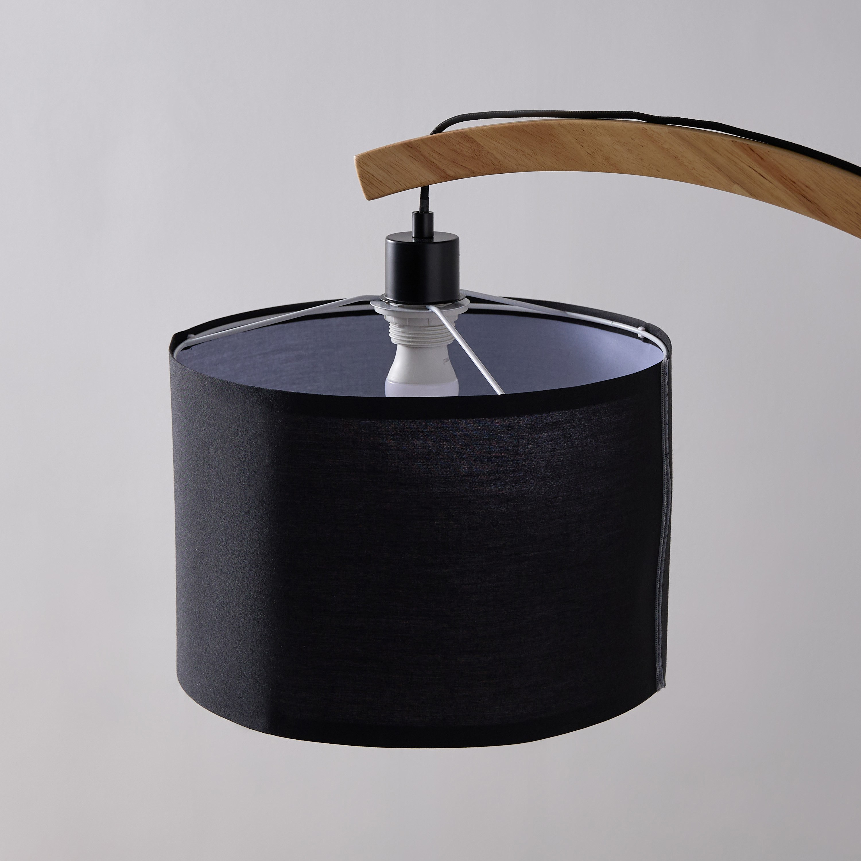 مصباح أرضي معدن وخشب بغطاء قماش من تايلر - 30x160 سم-hbxhomeware-hbxlivingroom-image-3