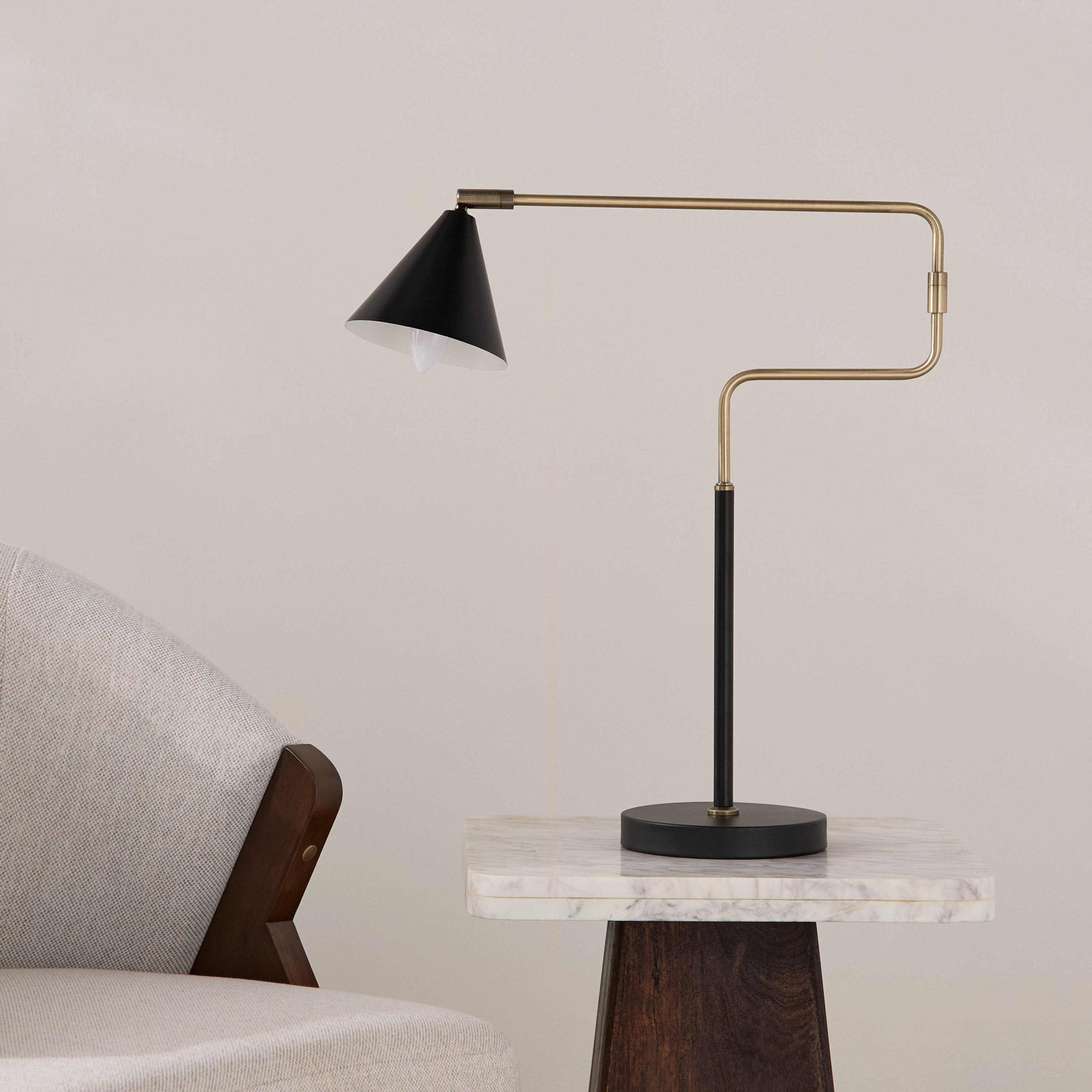 مصباح طاولة معدن من تايلر - 46x16x51 سم-hbxbedroom-lighting-tablelamps-image-1