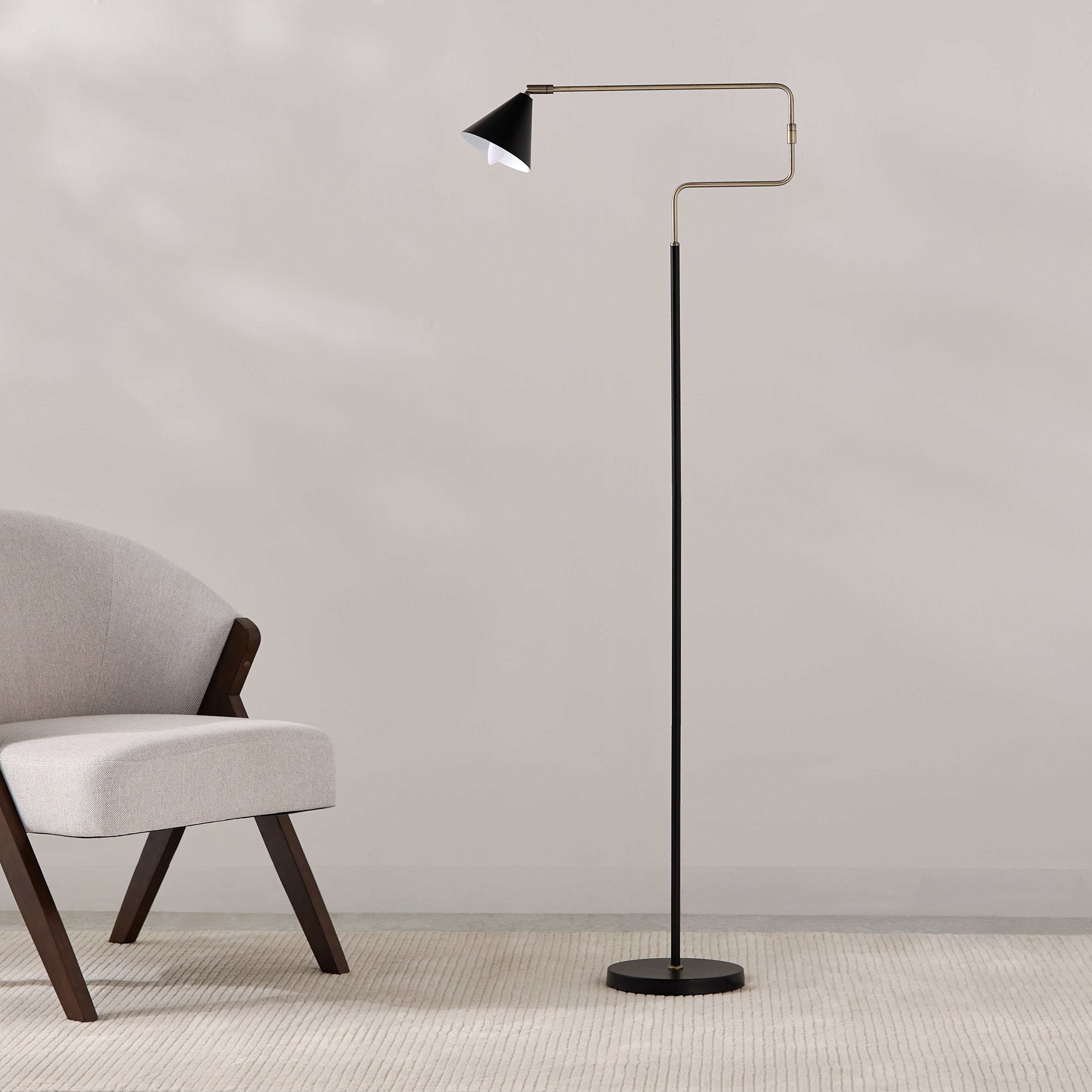 مصباح أرضي بفرش نحاس من تايلر - 51x23x152 سم-hbxhomeware-hbxlivingroom-image-1