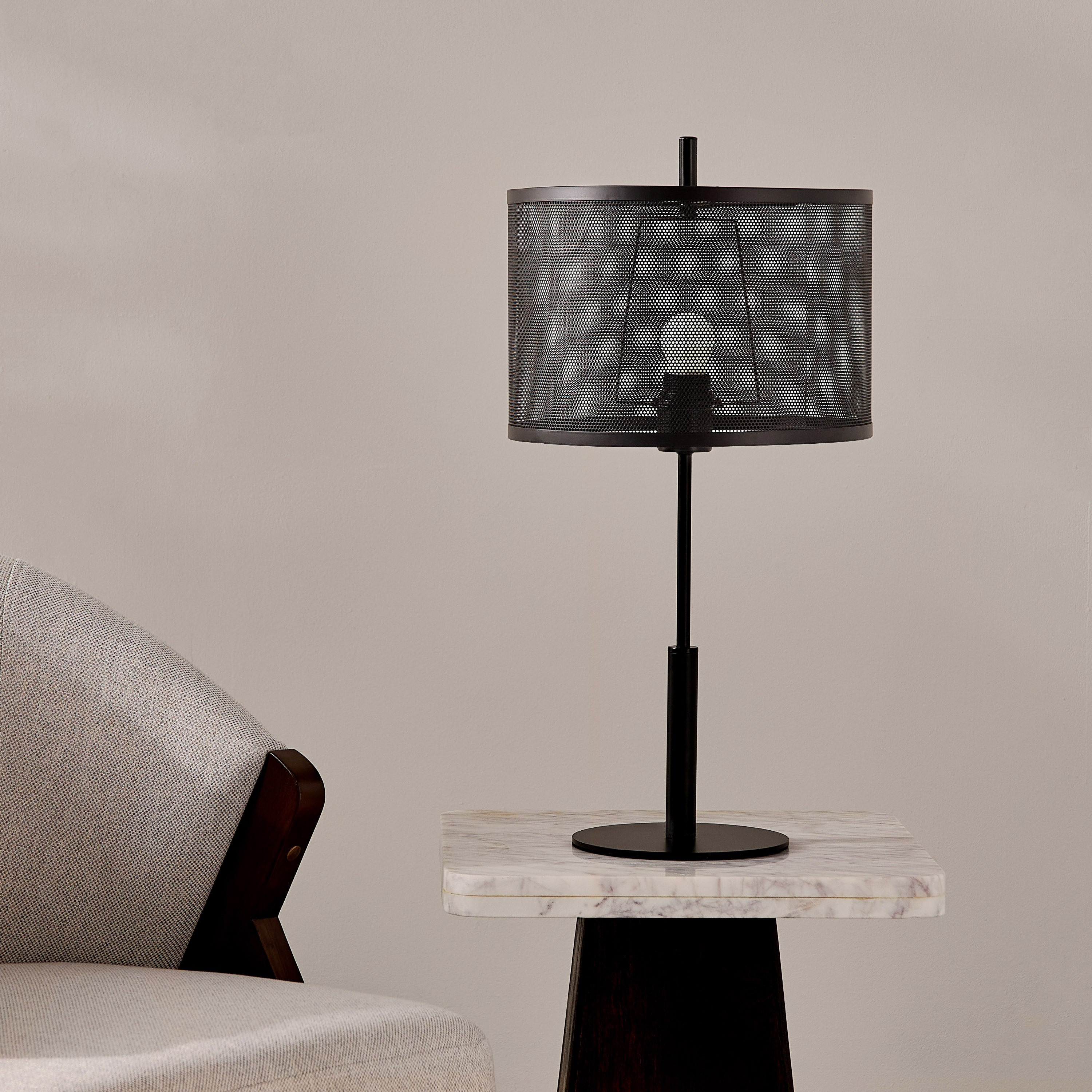 مصباح طاولة معدن من تايلر - 30x58 سم-hbxbedroom-lighting-tablelamps-image-1