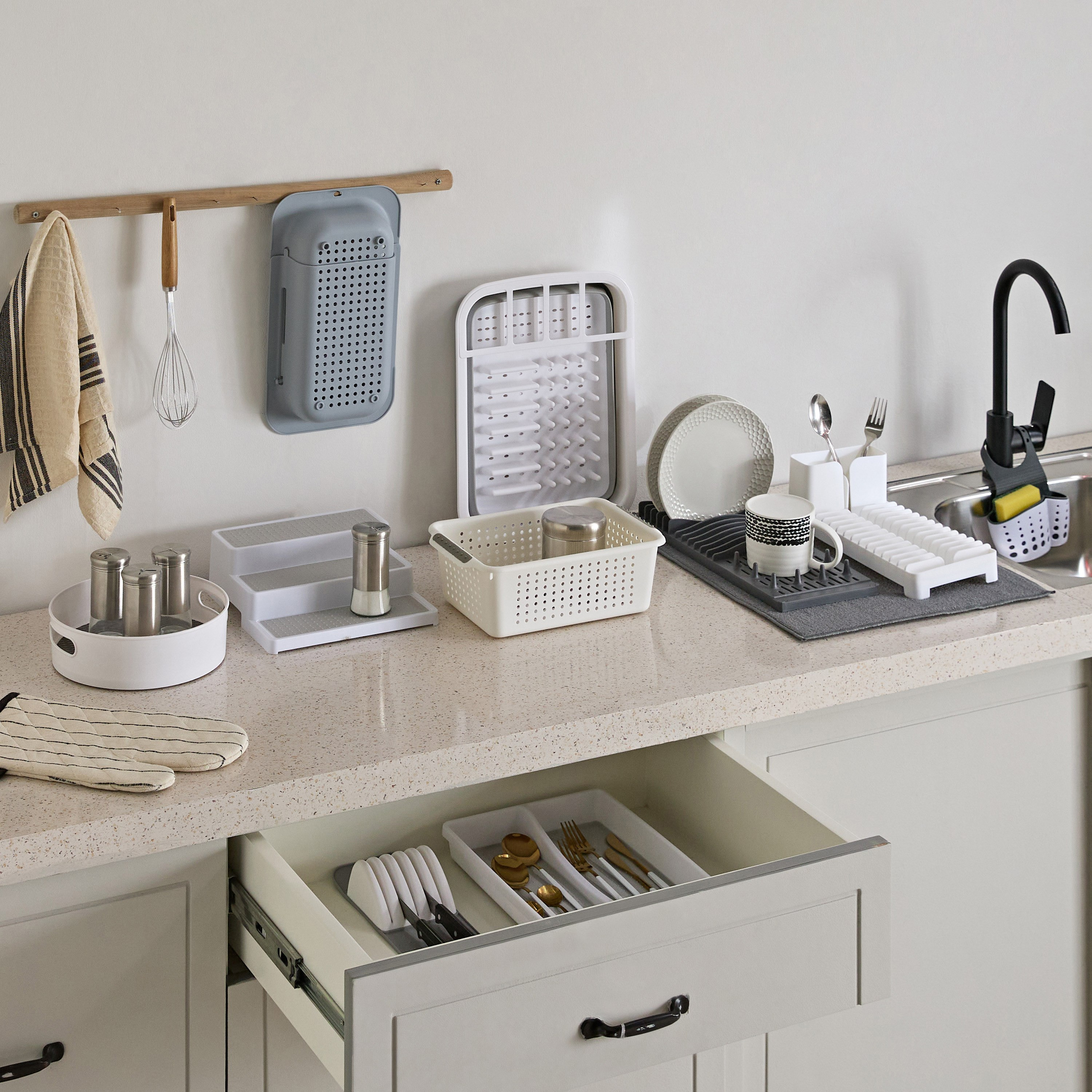 حصيرة سكاكين داخل الدرج من أوميجا-hbxhomeware-kitchenware-kitchenlinens-image-4