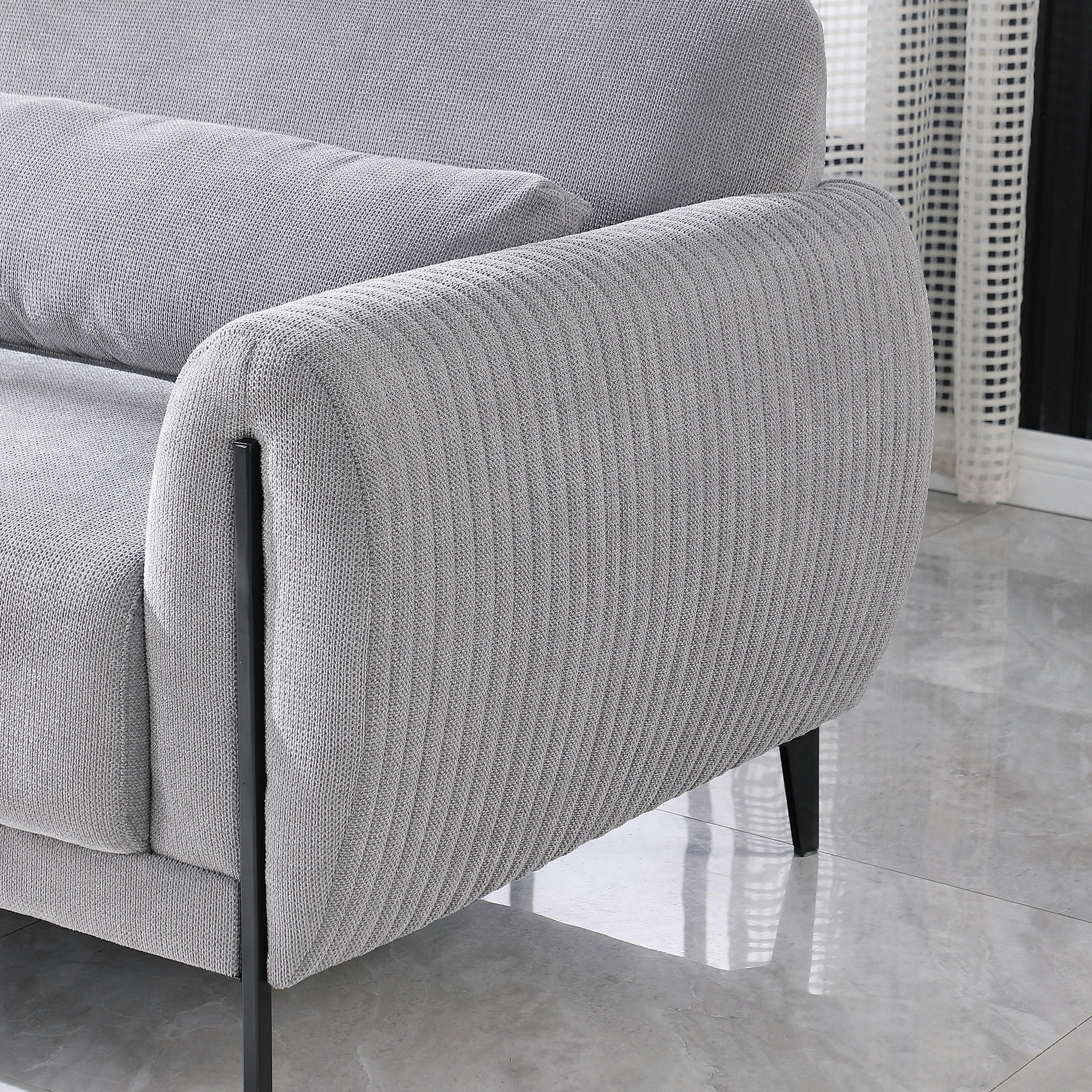 كنبة قماش بمساند ذراعين ووسادة من ميبل-hbxlivingroom-sofasandarmchairs-sofas-image-5