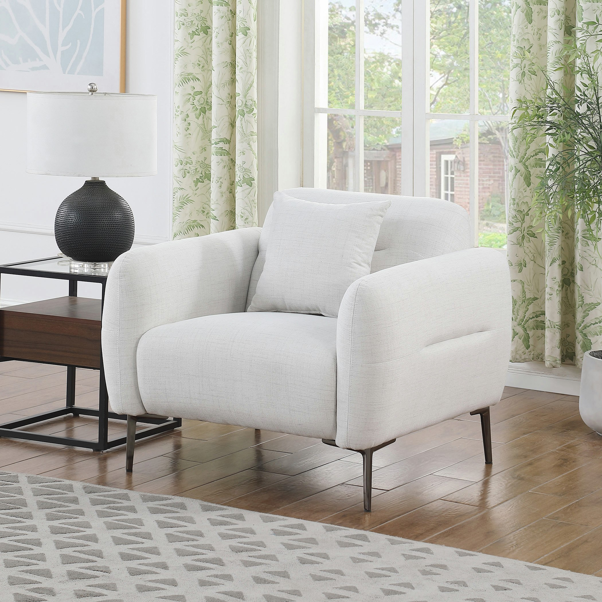 كنبة قماش بمساند ذراعين ووسادة من أفيلا-hbxlivingroom-sofasandarmchairs-sofas-image-1