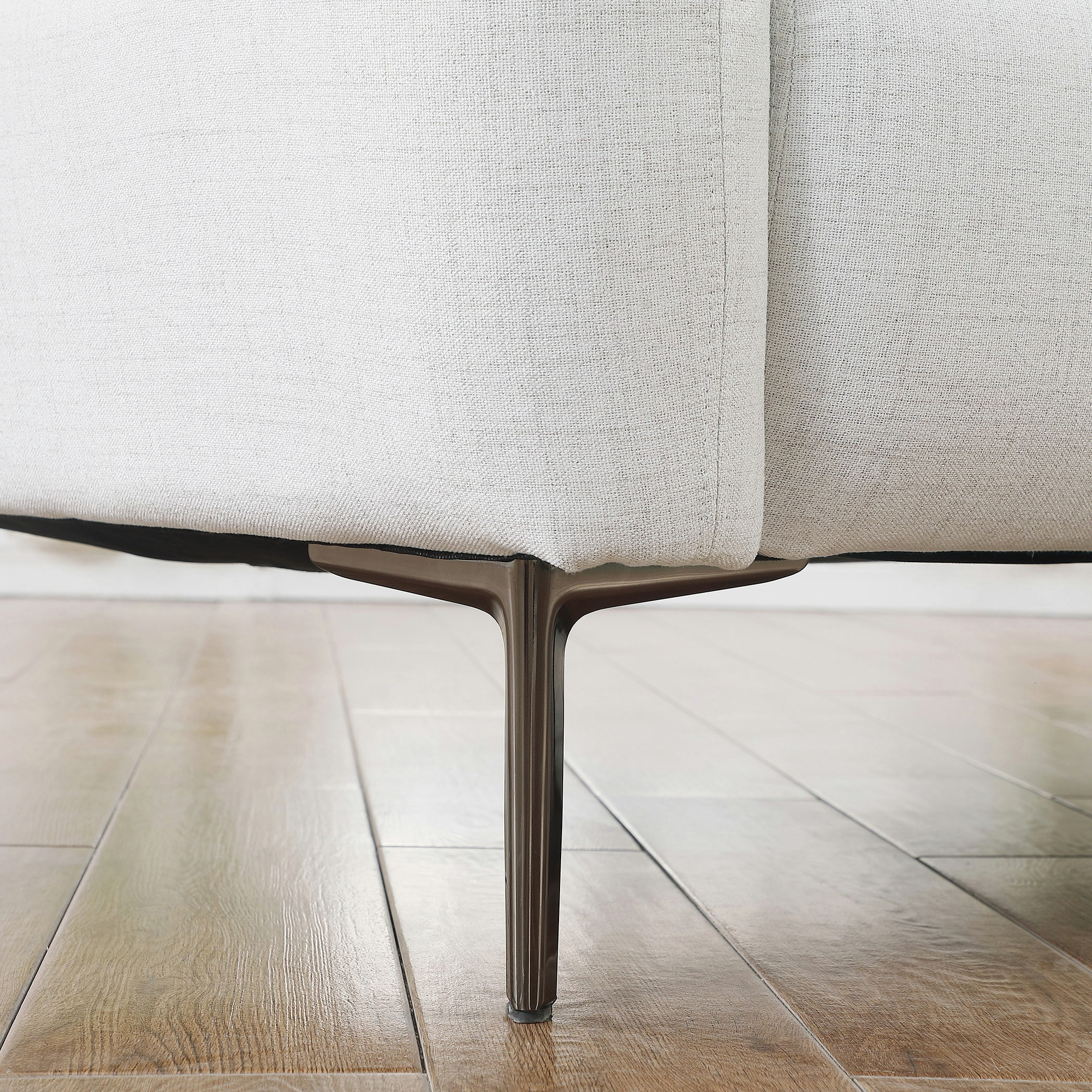 كنبة قماش بمساند ذراعين ووسادة من أفيلا-hbxlivingroom-sofasandarmchairs-sofas-image-9